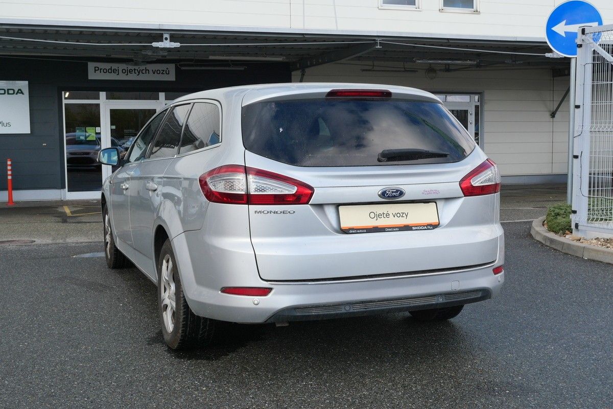 Ford Mondeo, 2.0 TDCi 103 kW - fotka 4