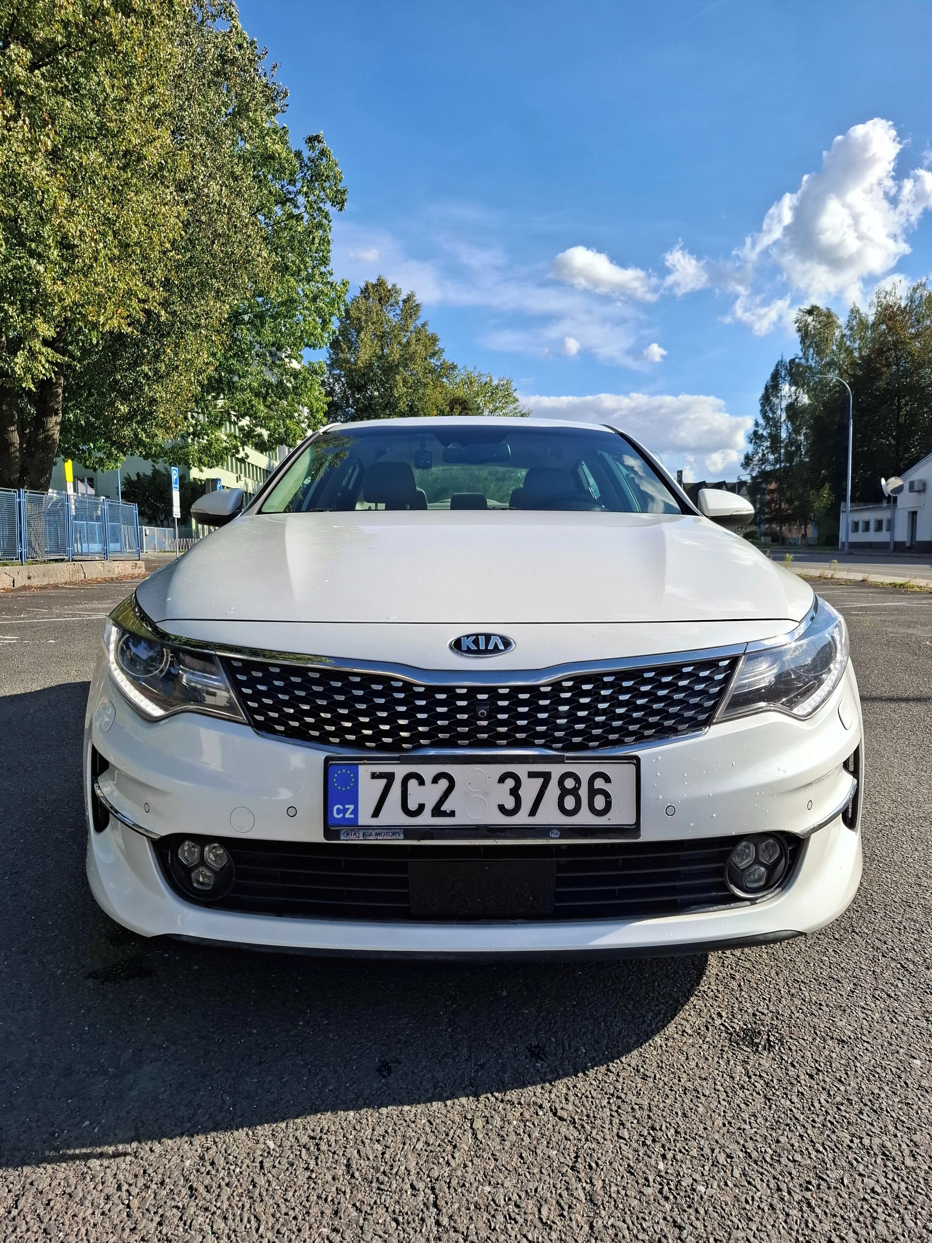 Kia Optima, 1.7 CRDi,104 kW, PREMIUM, aut. - fotka 6