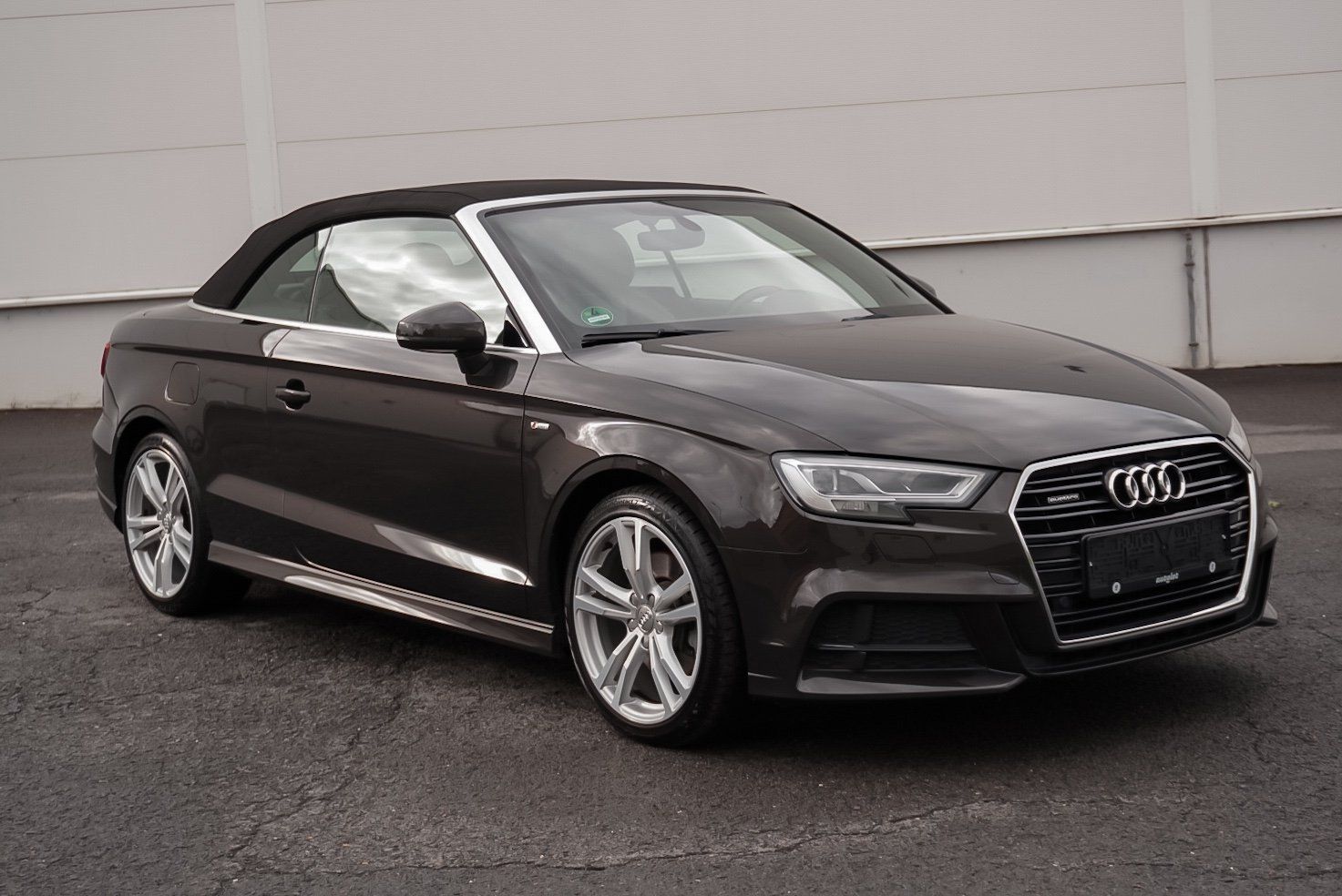 Audi A3, 2.0 TFSI 140kW S-LINE QUATTRO - fotka 4