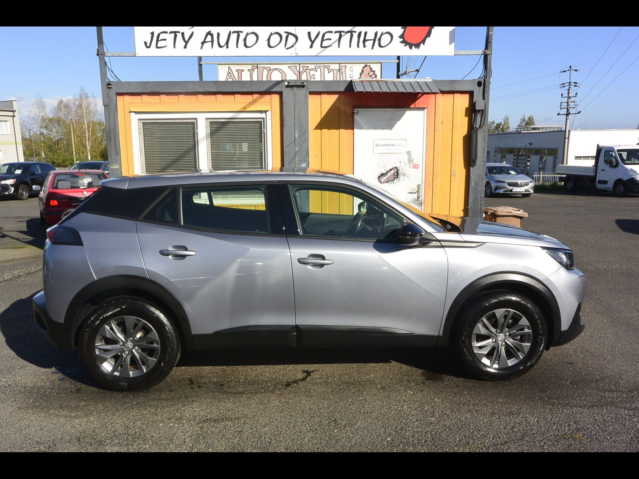 Peugeot 2008, 1.2 PureTech 1.maj.ČR - fotka 4