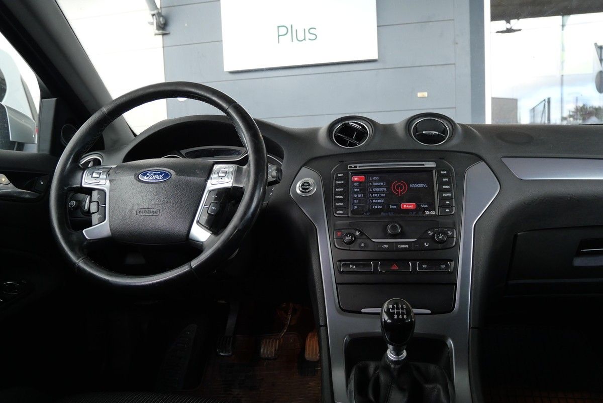 Ford Mondeo, 2.0 TDCi 103 kW - fotka 6