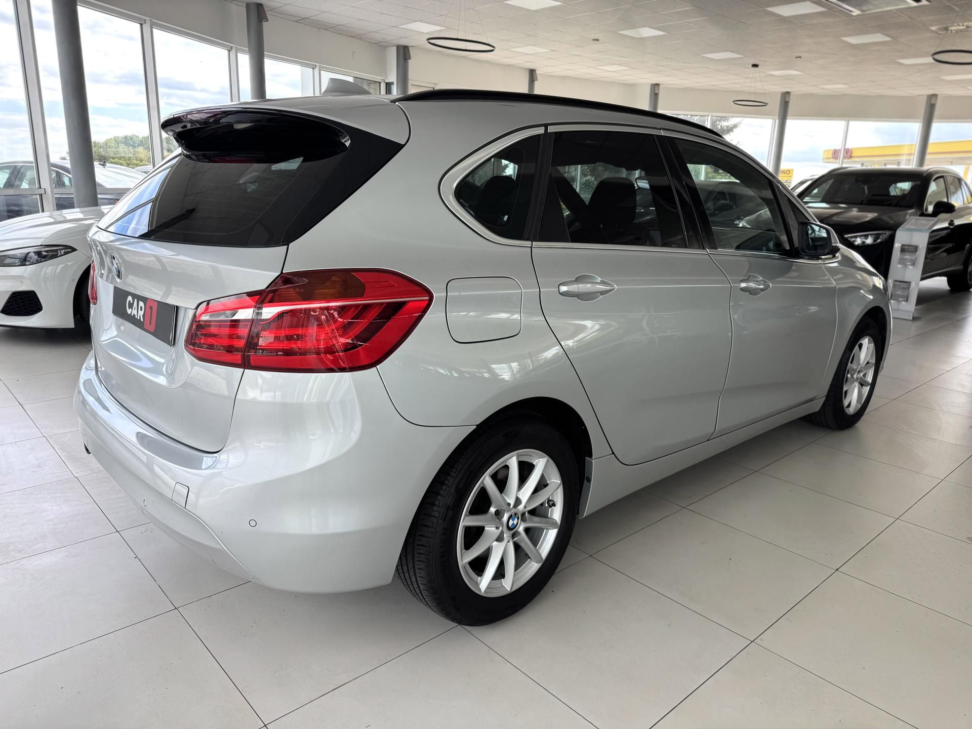 BMW Řada 2, 218d 110kW*AT8*LED*Navi*PDC - fotka 5
