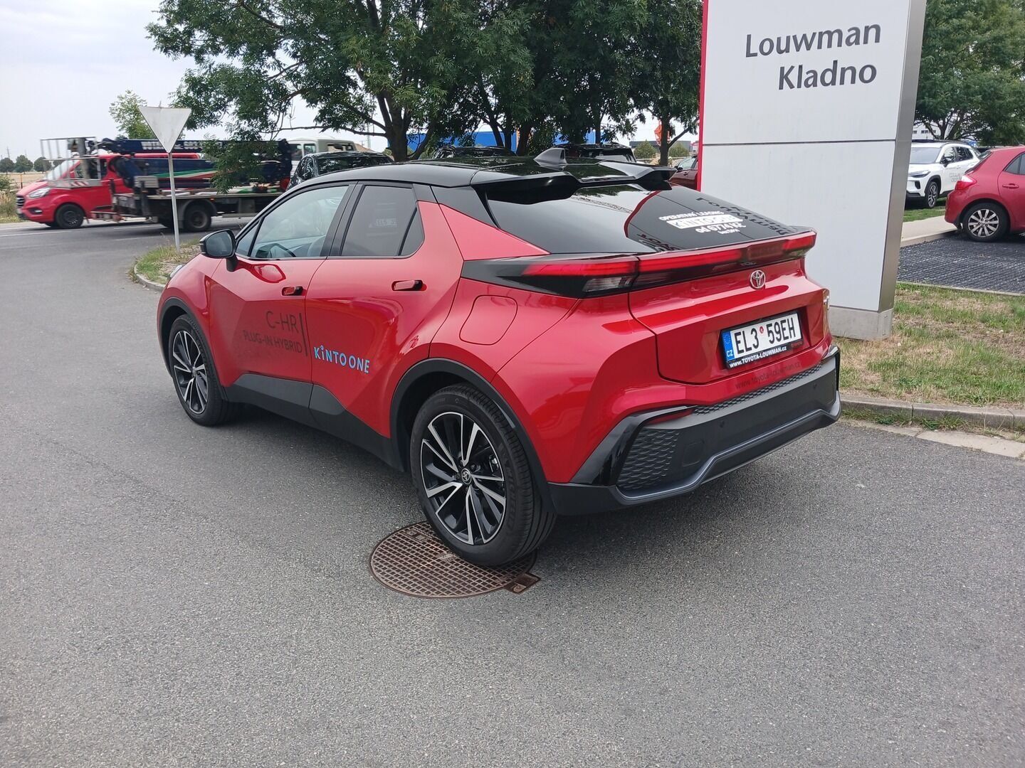 Toyota C-HR, 2.0 PHEV Executive - fotka 4