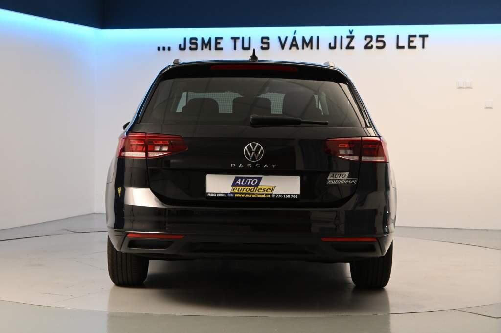 Volkswagen Passat, 2.0 LED DSG ACC VIRTUAL Kamera - fotka 6