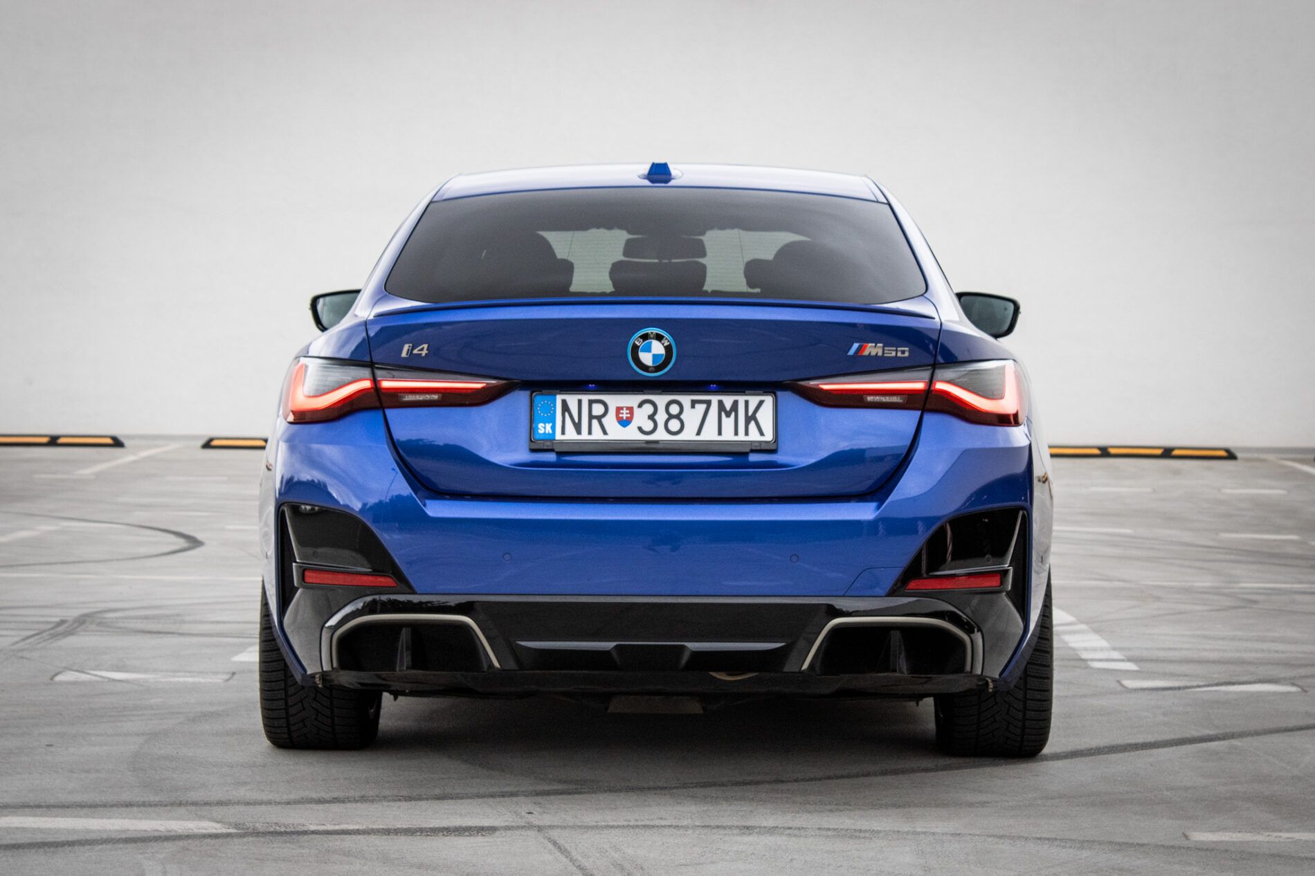 BMW i4 - fotka 6