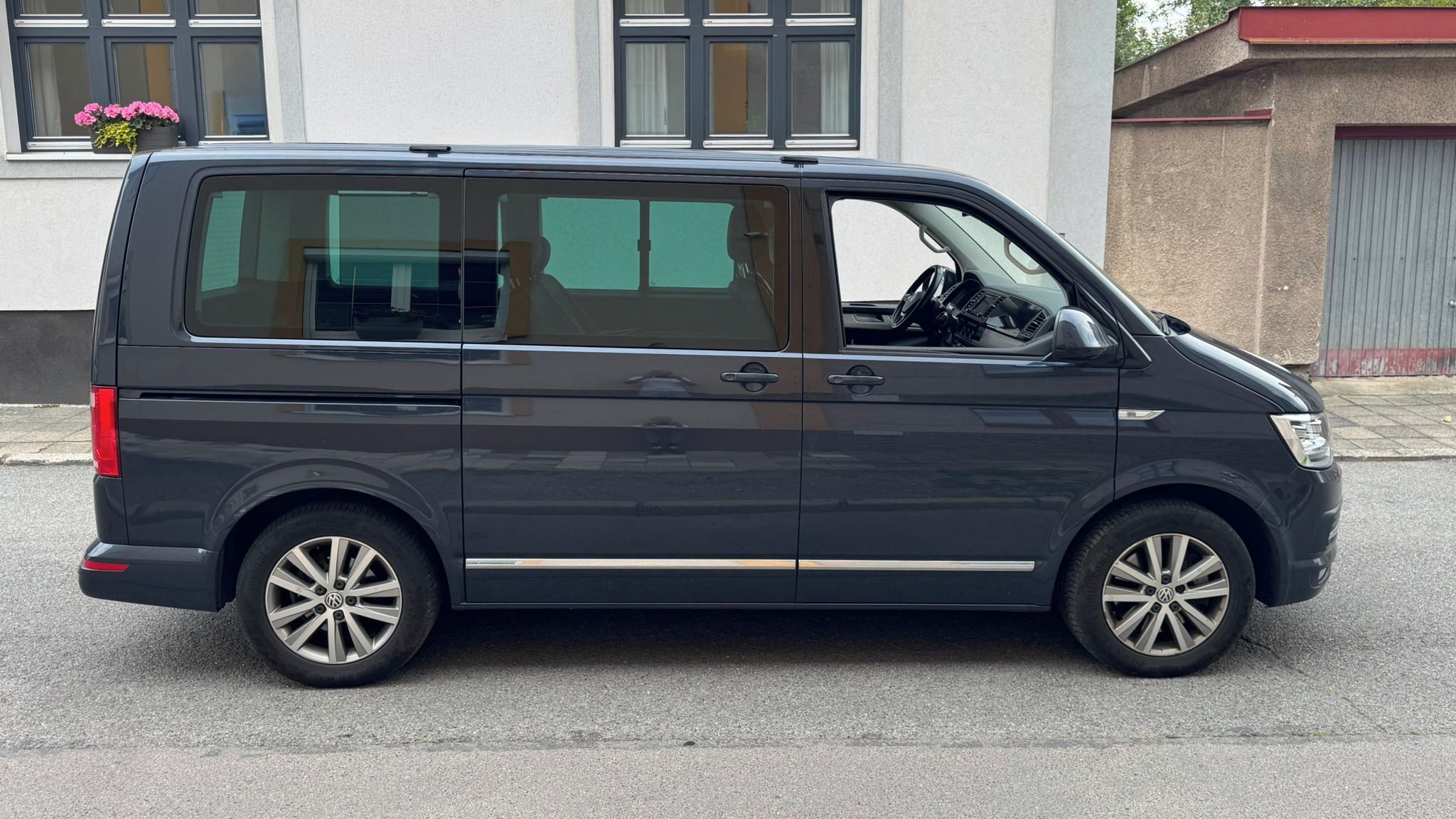 Volkswagen Multivan, Volkswagen Multivan 2.0 BiTDI - fotka 5