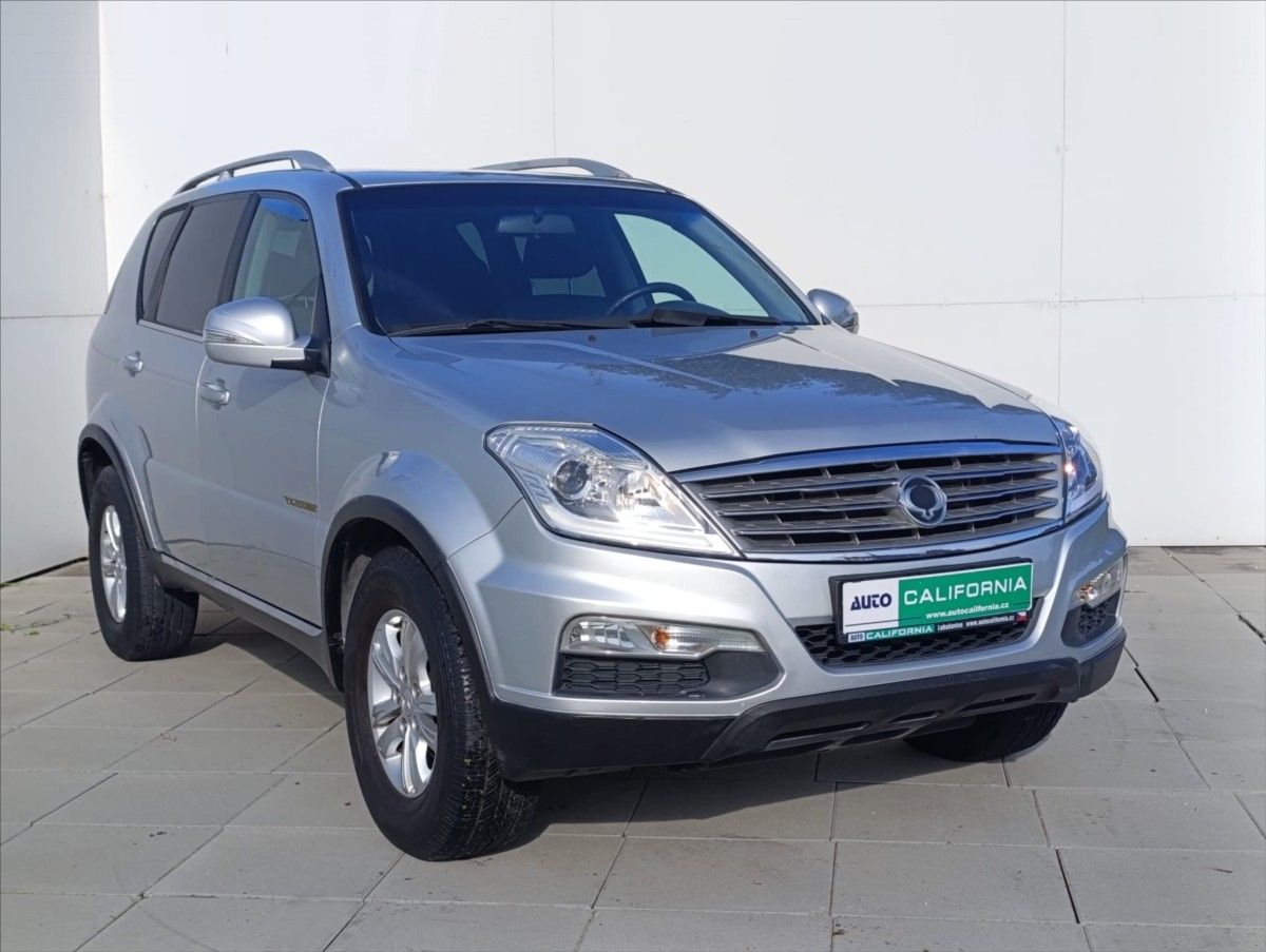 SsangYong Rexton, 2,0 RX200 7MÍST TEMPOMAT - fotka 4