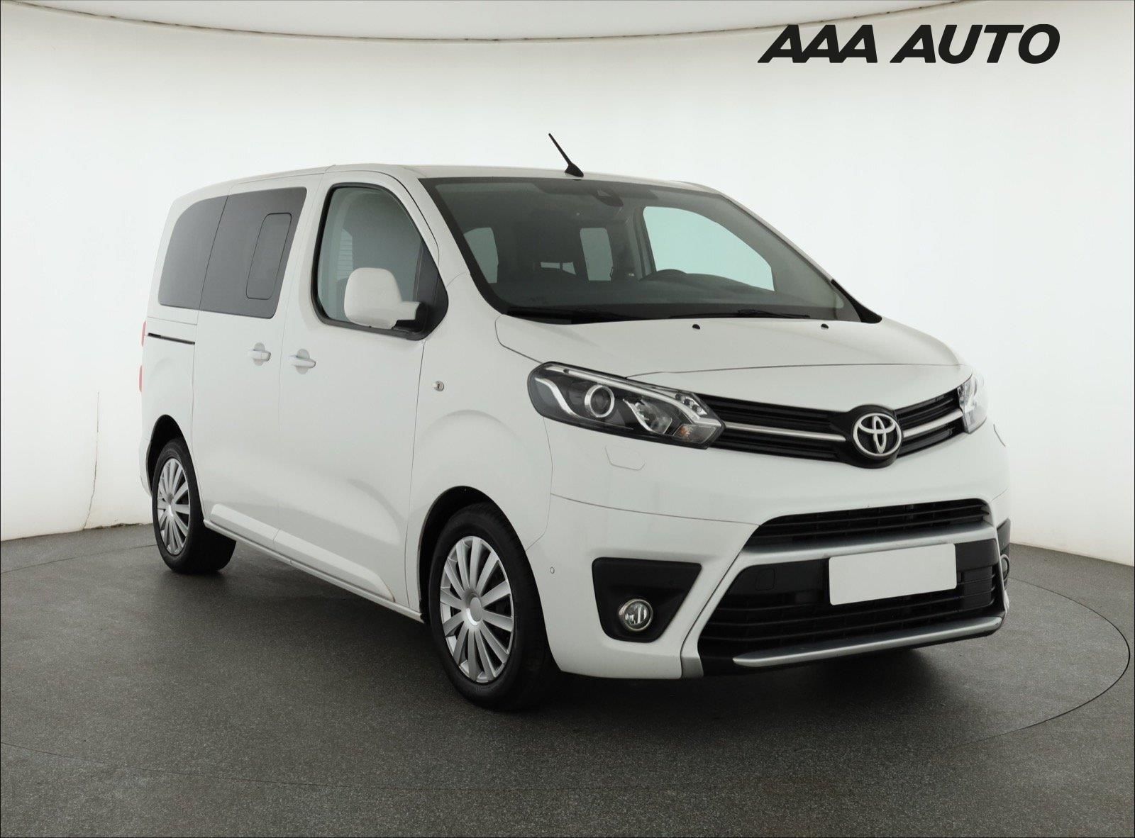 Toyota Proace Verso, 2.0 D-4D, Family, 5 míst