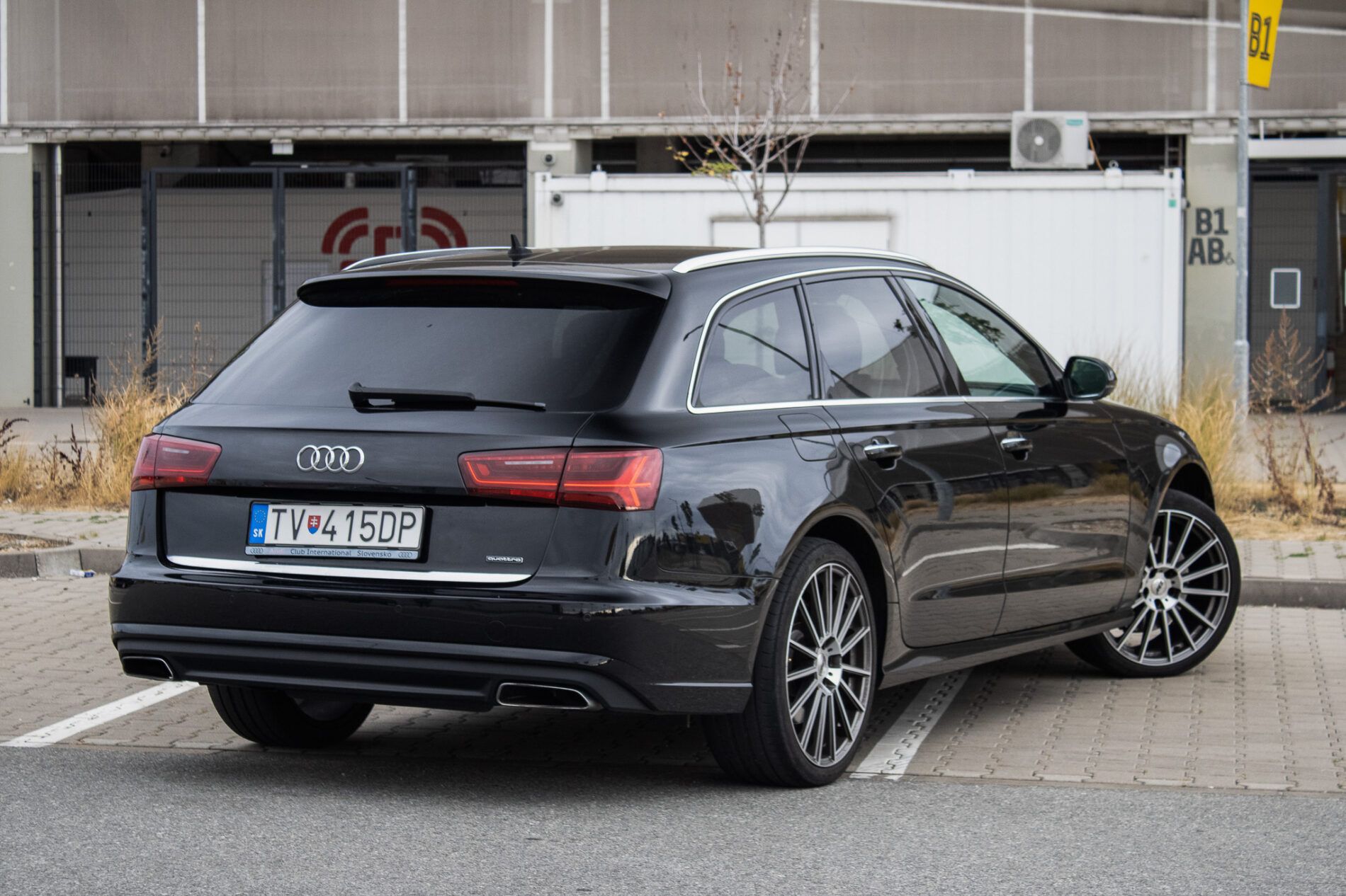 Audi A6 Avant - fotka 5