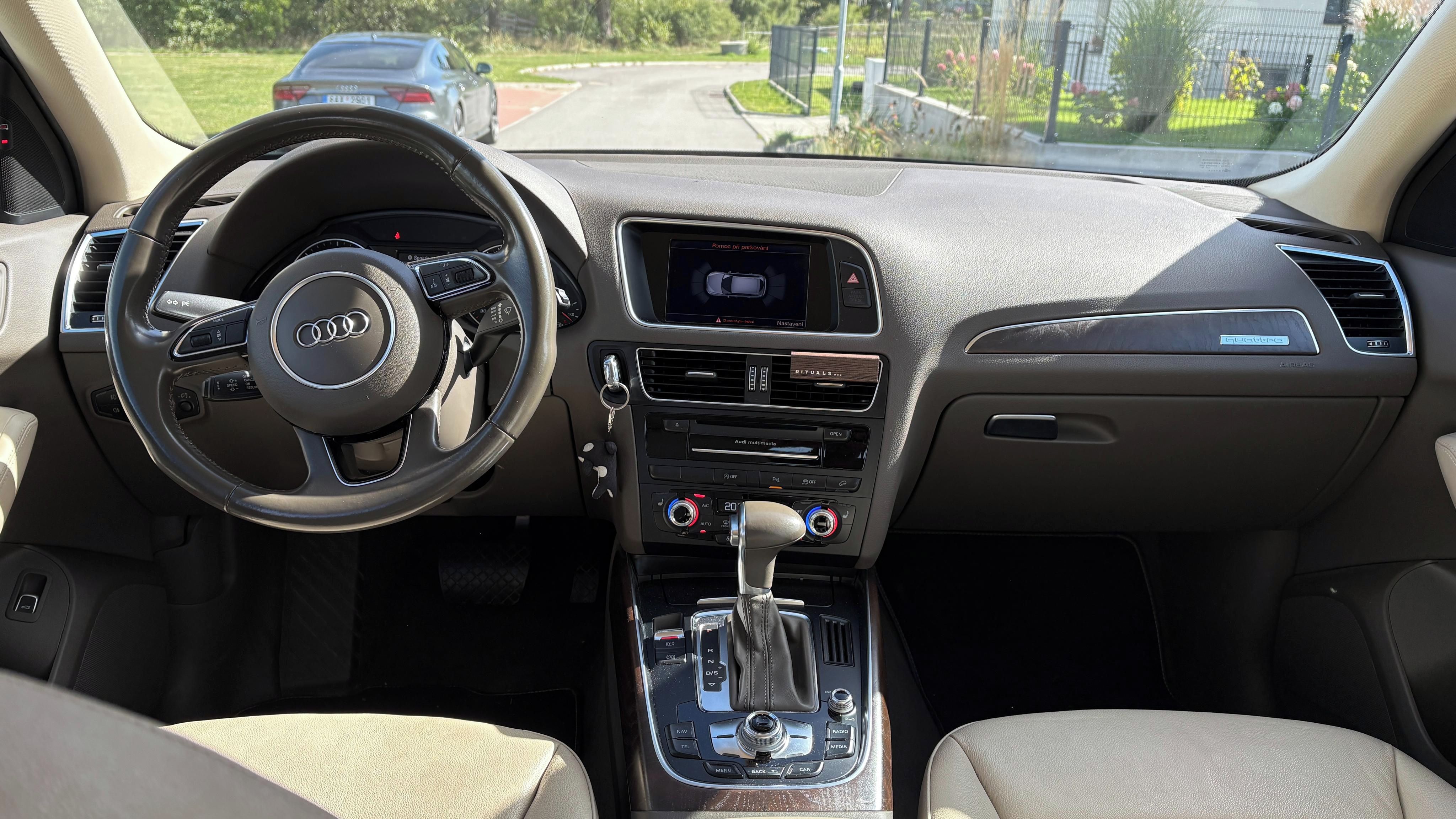 Audi Q5, AUDI Q5 2.0TDI 140 Kw - fotka 6