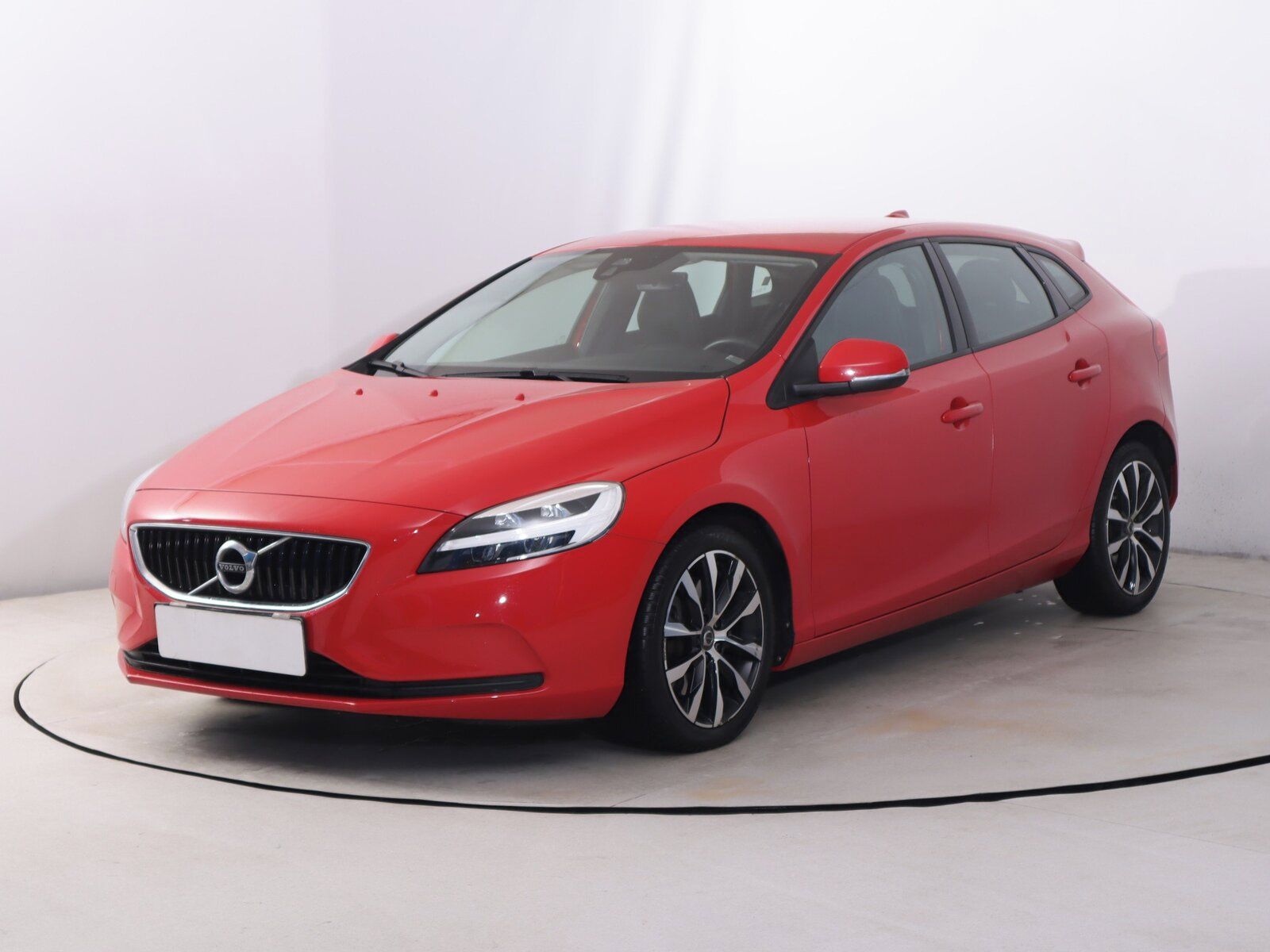 Volvo V40, 1.5 T3, Automat, Serv.kniha - fotka 2