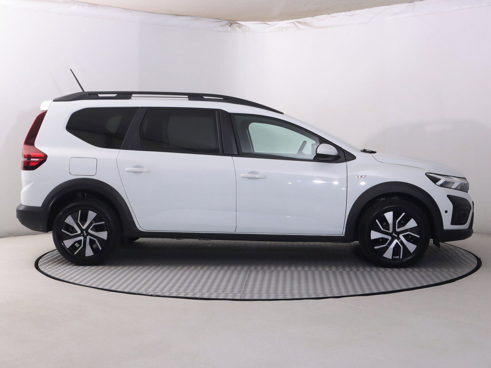 Dacia Jogger, 1.0 TCe, LPG, Serv.kniha - fotka 6