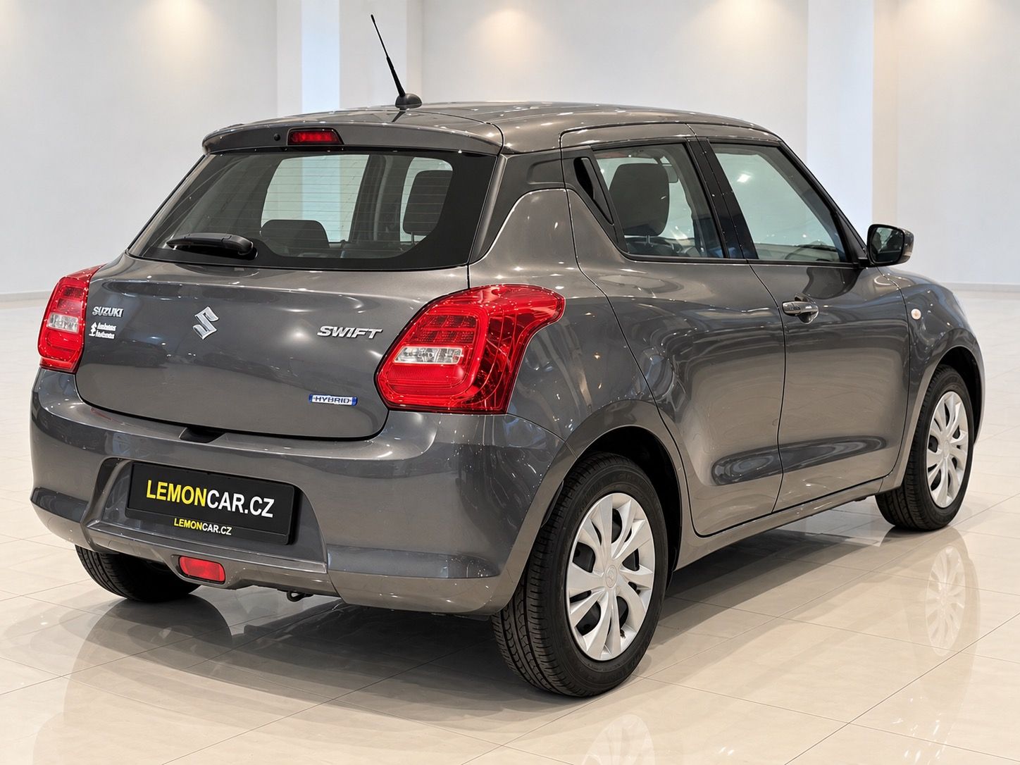 Suzuki Swift, 1.2 Hybrid SERVIS | TOP STAV - fotka 5