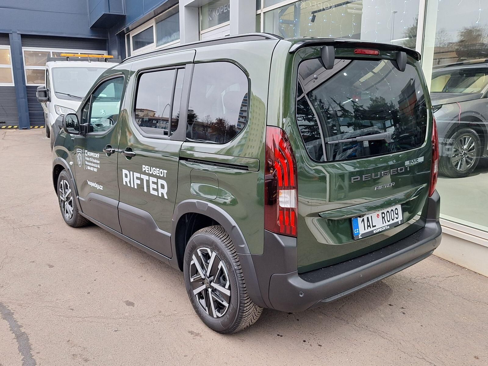 Peugeot Rifter, ALLURE 1.2 PT 110k MAN6 - fotka 4