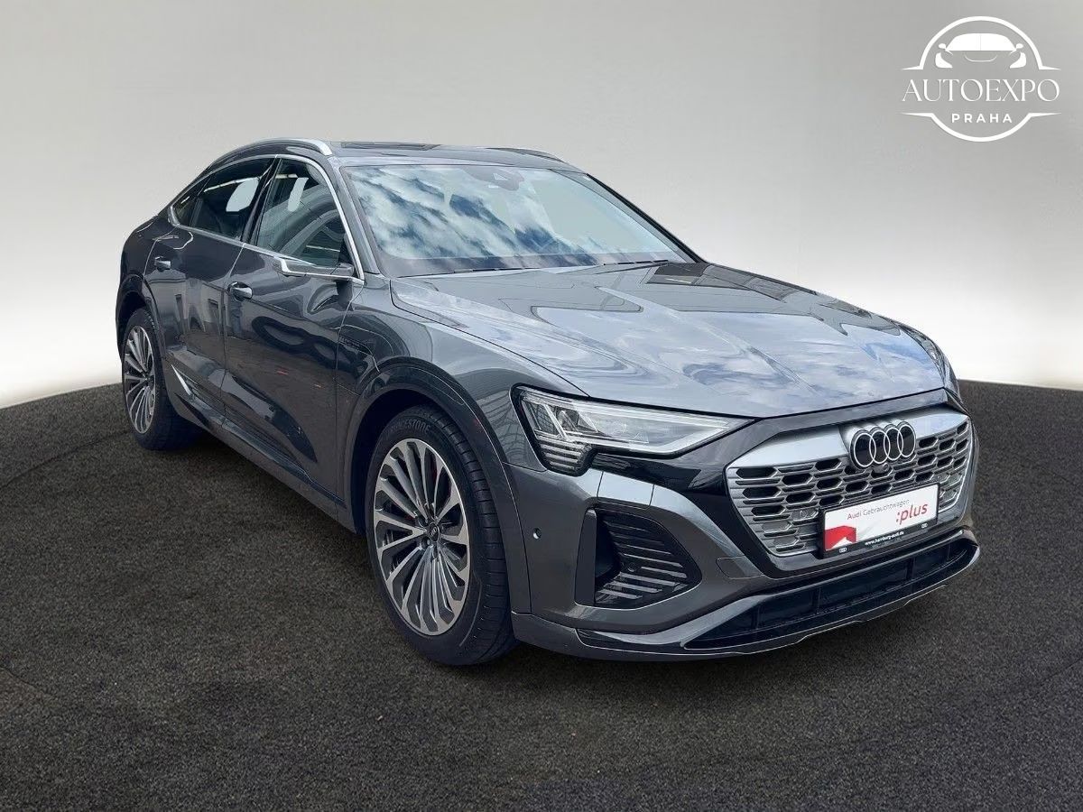 Audi Q8 e-tron, Sportback 55 S line quattro - fotka 2