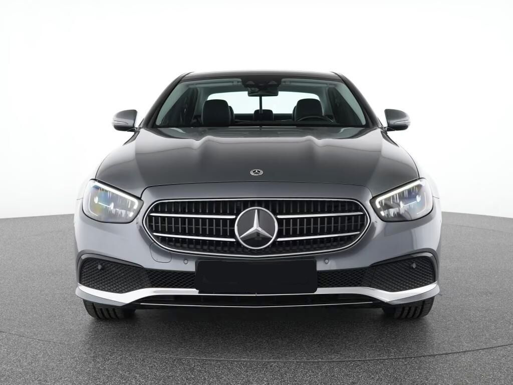 Mercedes-Benz Třídy E, 220 d Avantgarde*PANO*Kamera* - fotka 5