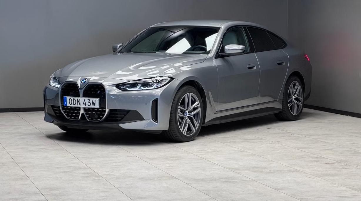 BMW i4, eDrive40 GC SoH 95% Bílý in.