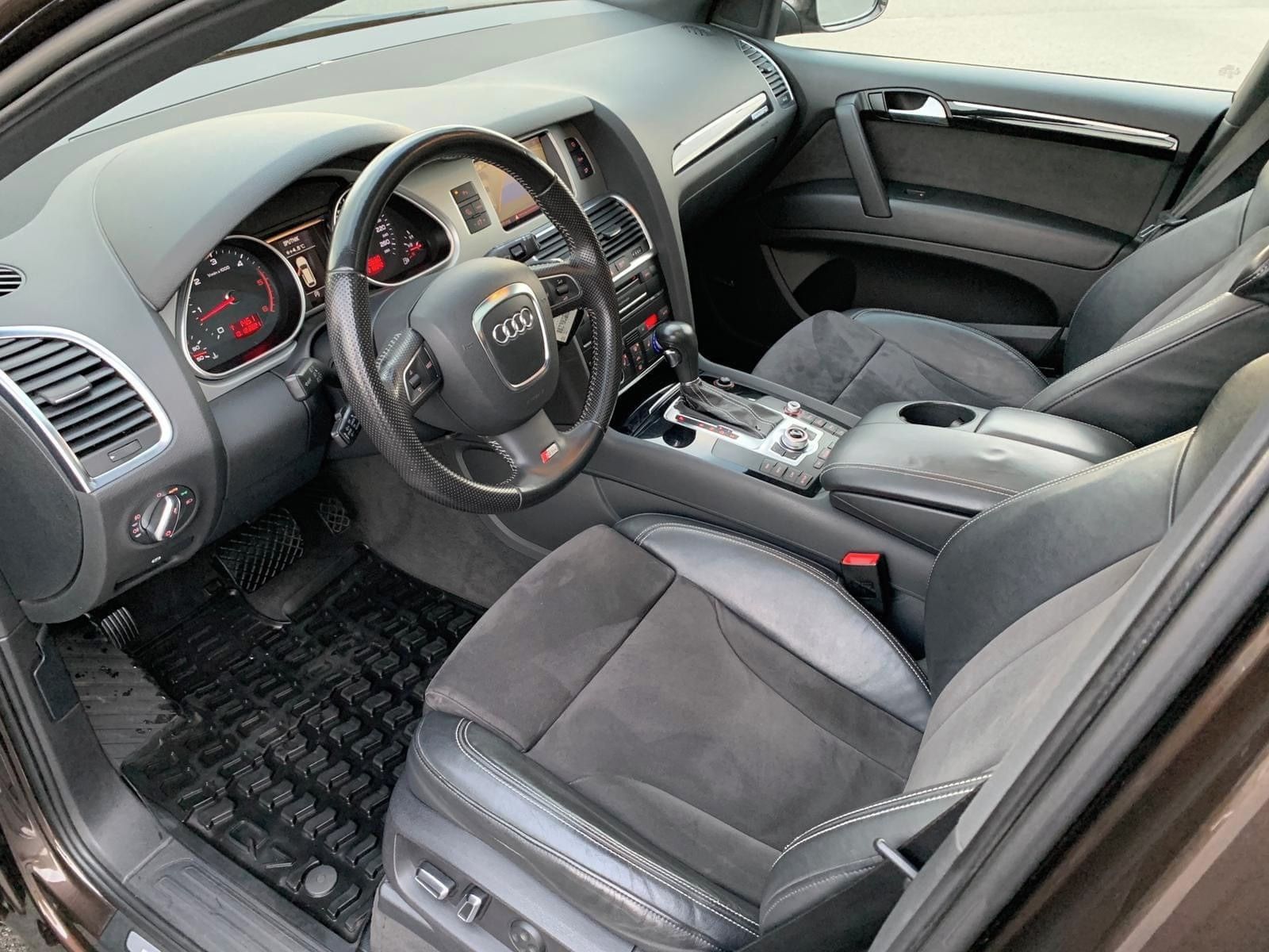 Audi Q7, 3.0 TDI S-line 7míst - fotka 6
