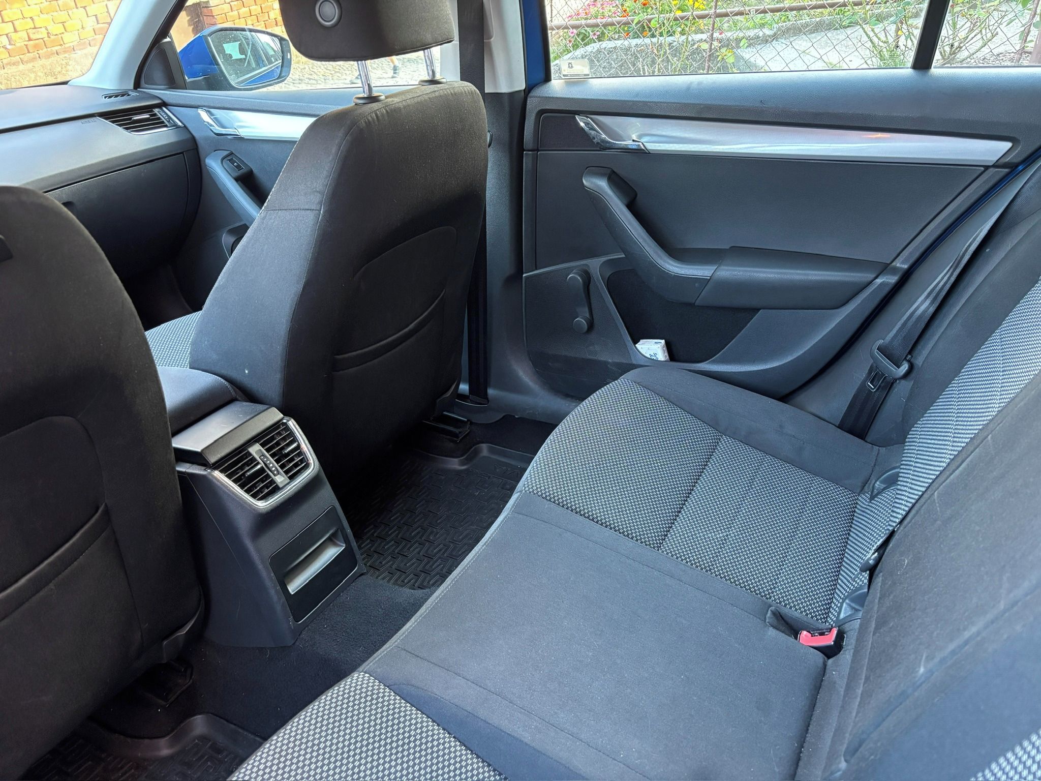 Škoda Octavia, Škoda Octavia III Combi 1.6 TD - fotka 3