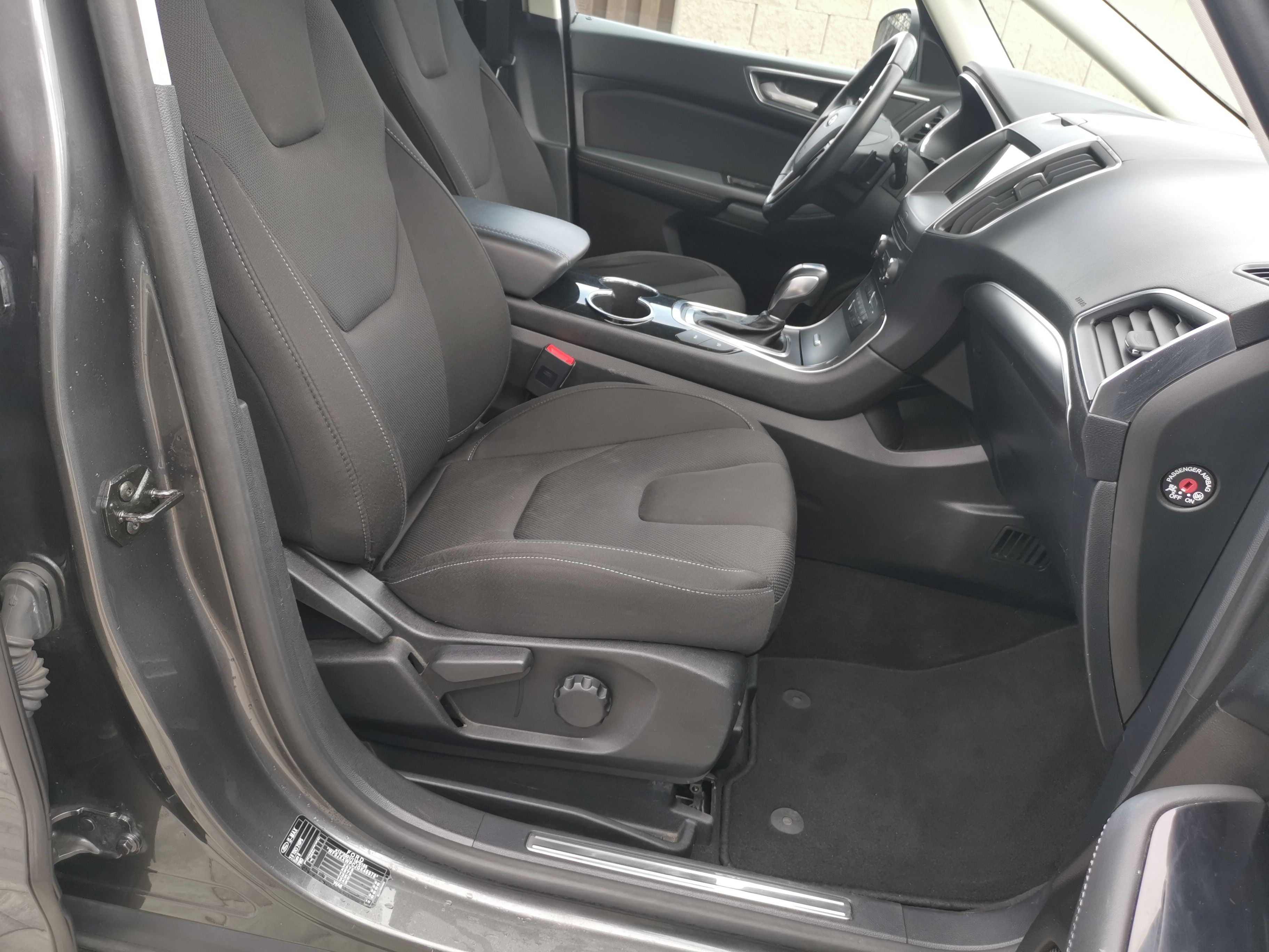Ford S-MAX, Ford S-MAX 2.0 TDCi 155kW - fotka 6