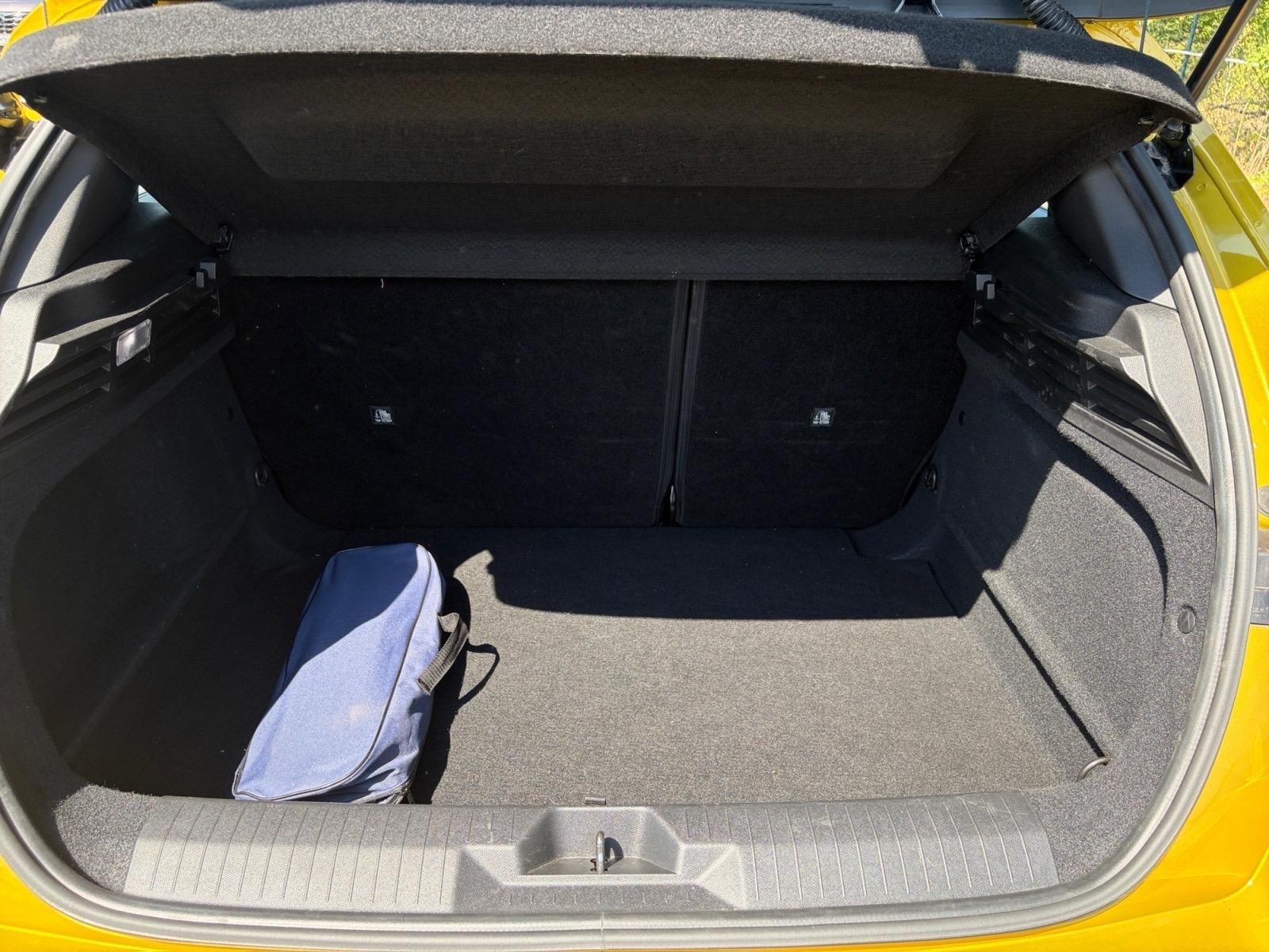 Opel Astra, EDITION 1.2T 81kW CZ DPH - fotka 6