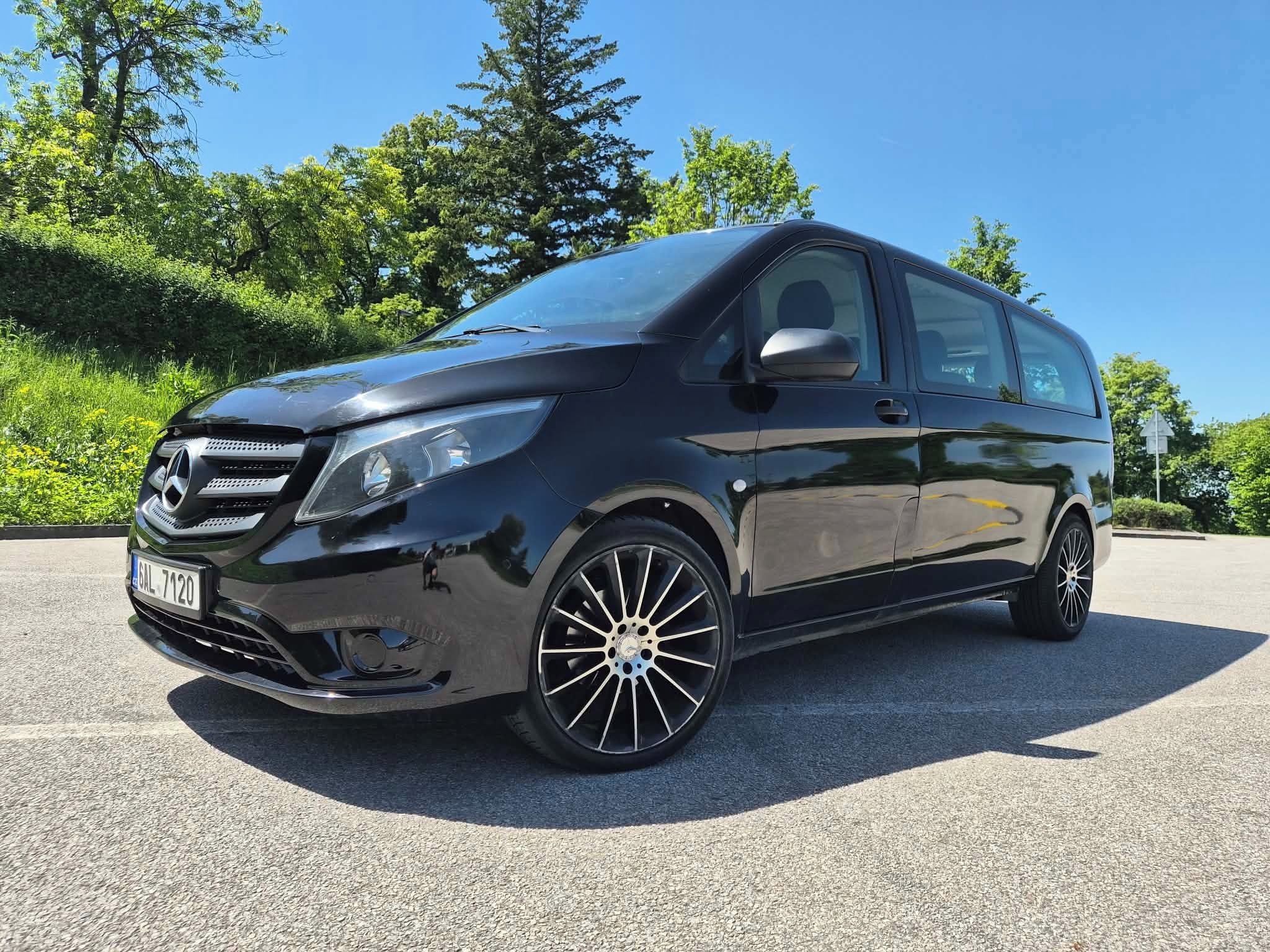 Mercedes-Benz Vito, 9 míst - fotka 2