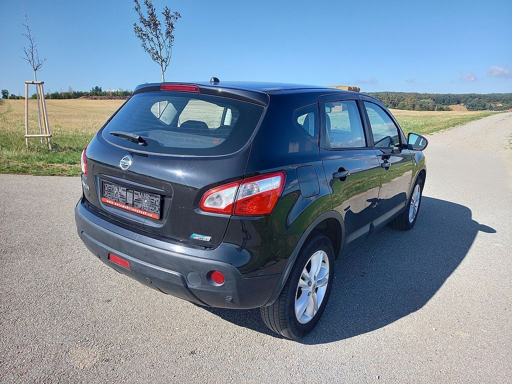 Nissan Qashqai, 1,6DCi 96kW digiklima-navigace - fotka 3