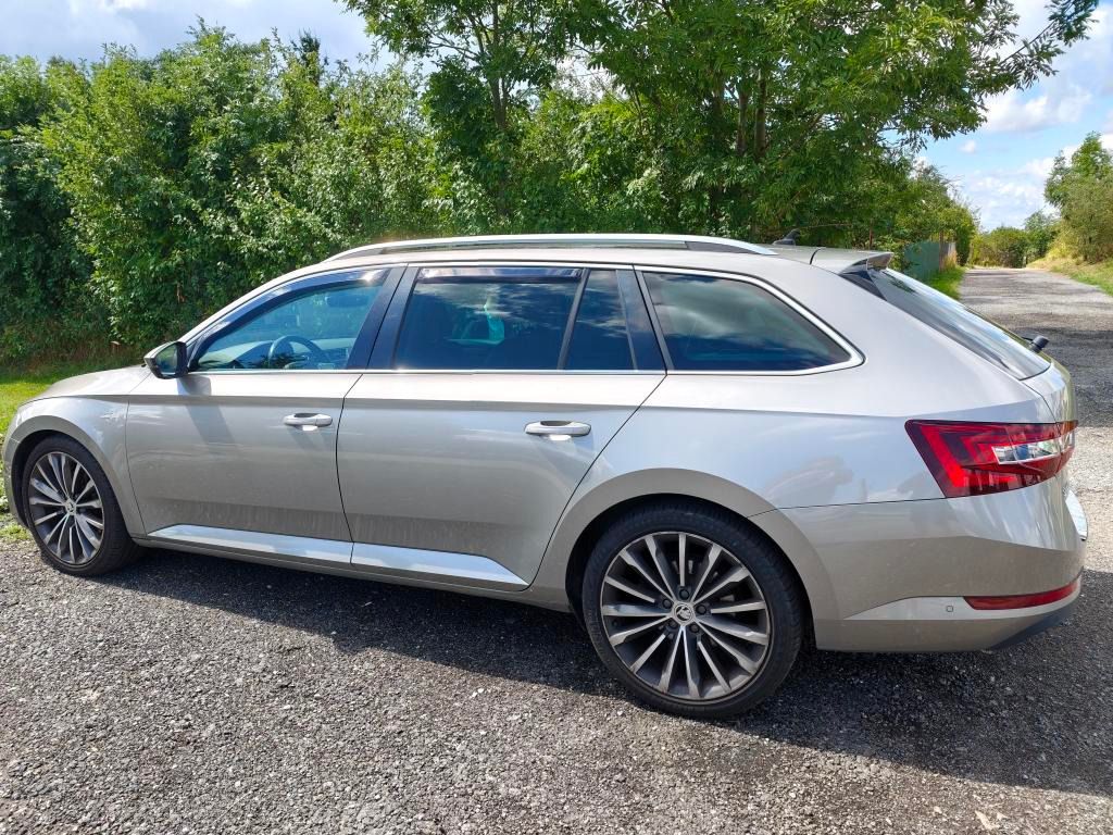 Škoda Superb, Škoda Superb III combi L&K - fotka 3