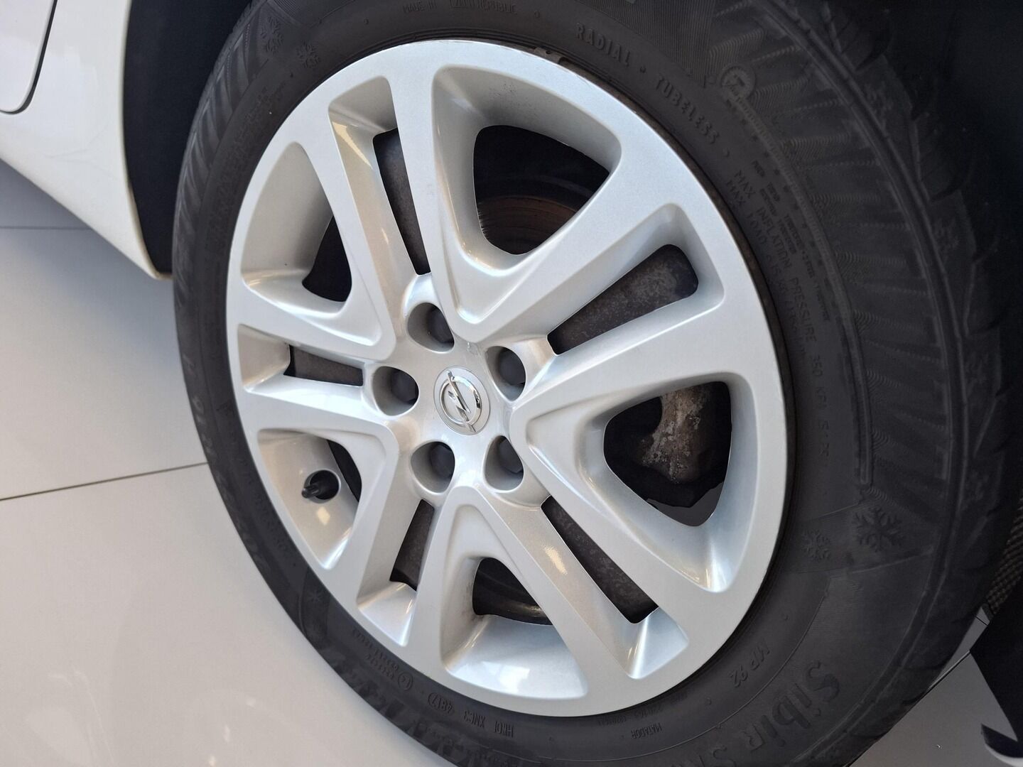 Opel Astra, 1.4i 74KW 2018 - fotka 6