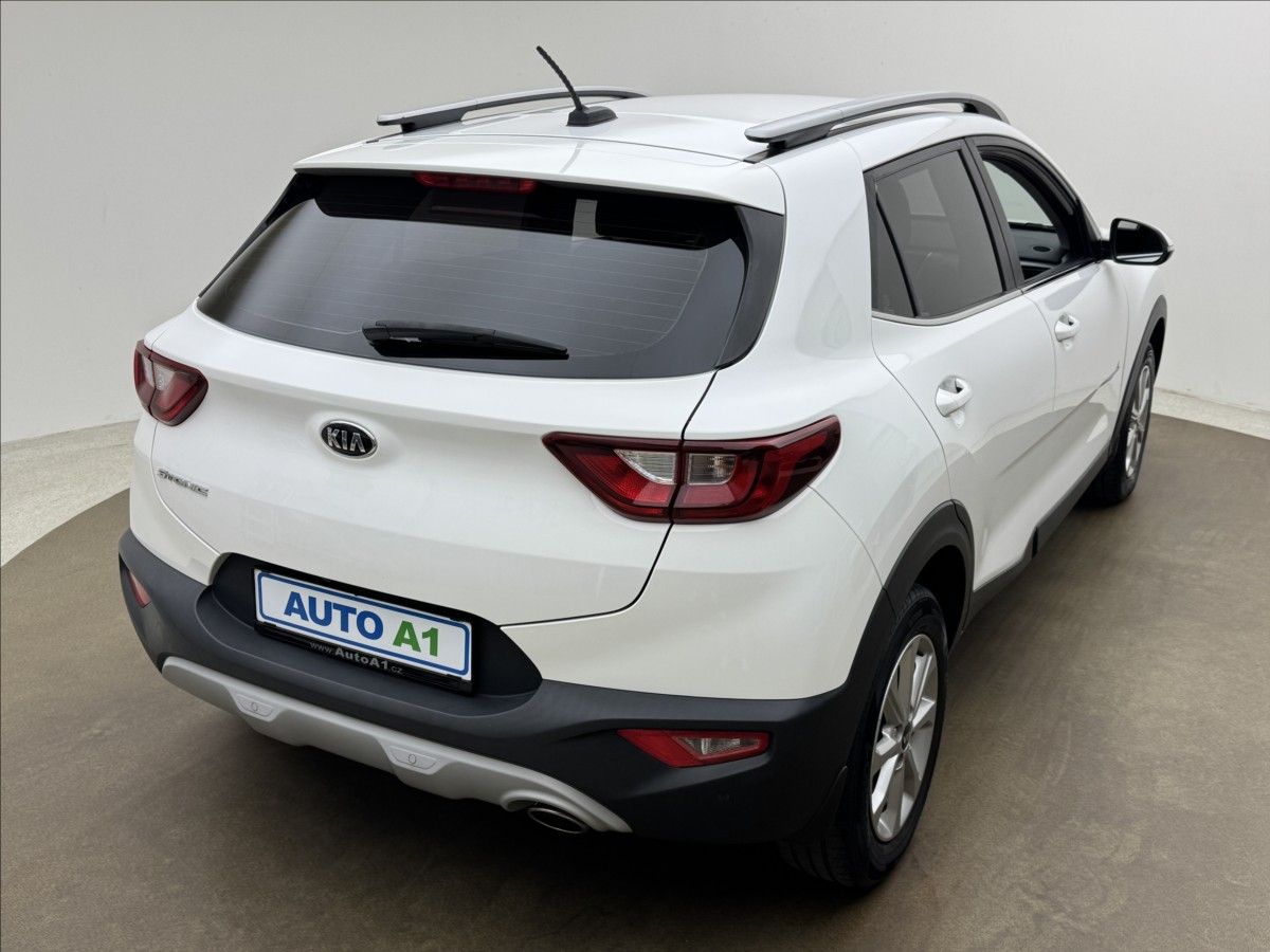 Kia Stonic, 1,4 i SERVIS KAMERA 2X KOLA ČR - fotka 4