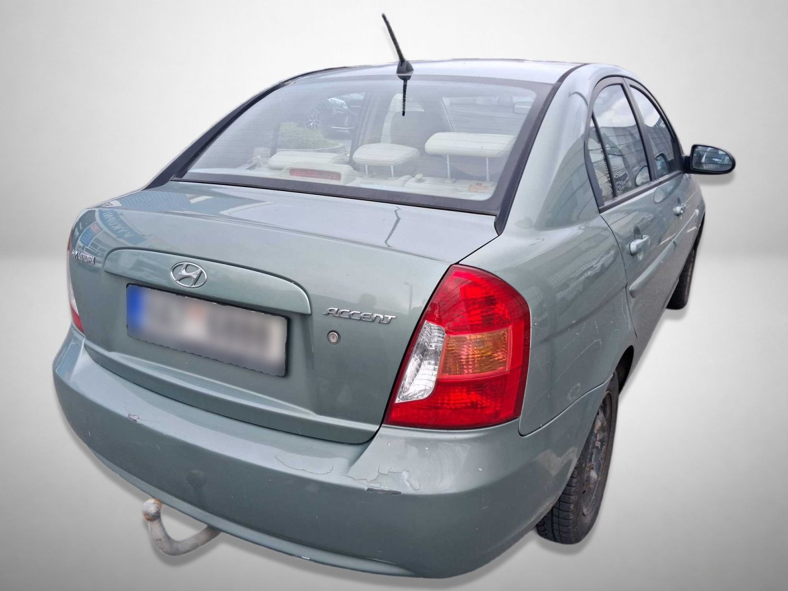 Hyundai Accent, 1.4i, Tažné, Klima - fotka 2