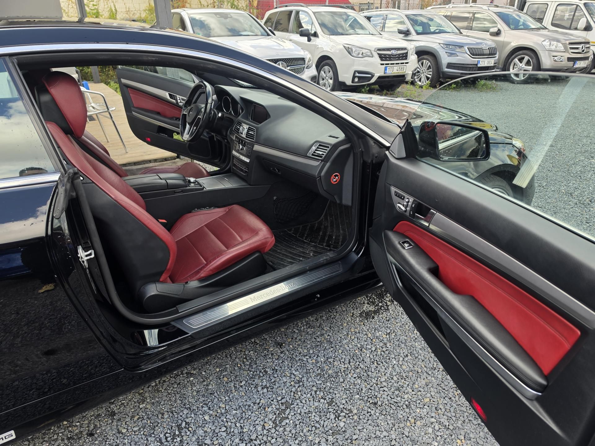 Mercedes-Benz Třídy E, 250CDI  AMG Facelift Led - fotka 6