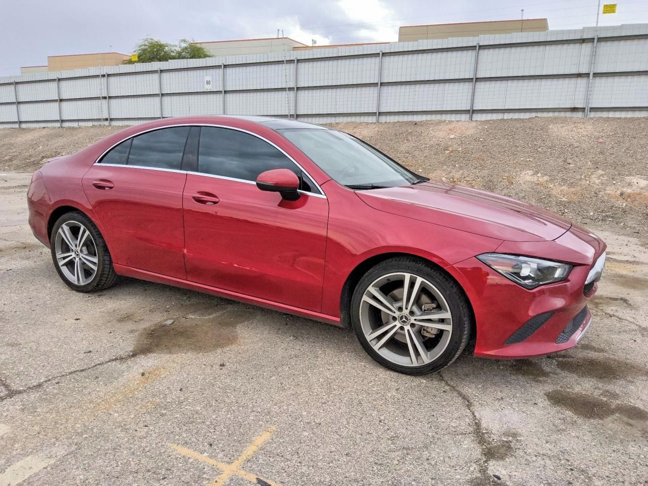 Mercedes-Benz CLA, Auto na cestě - fotka 2