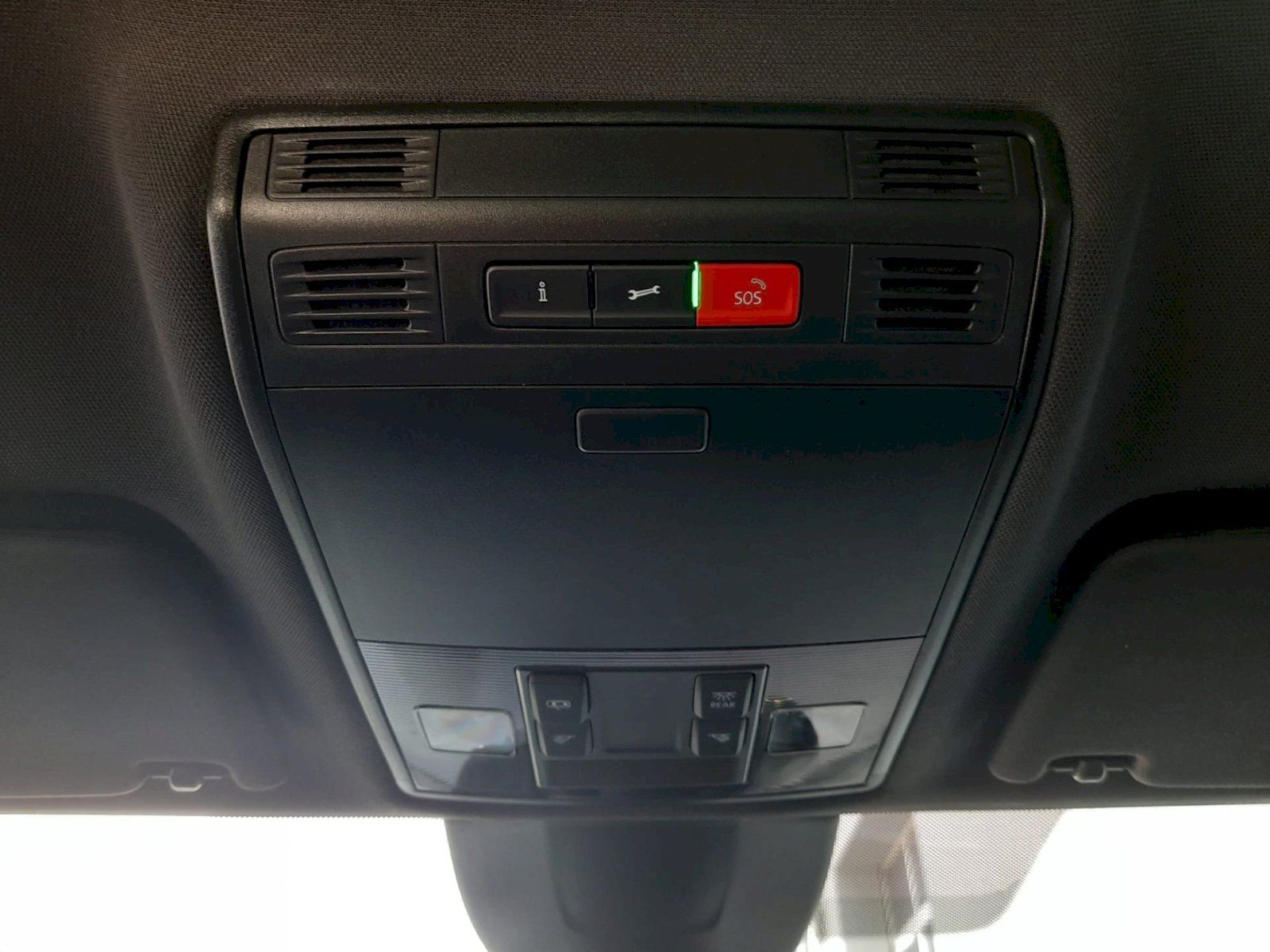 Škoda Superb, 2,0TDI 147kW 4x4 DSG L&K - fotka 6