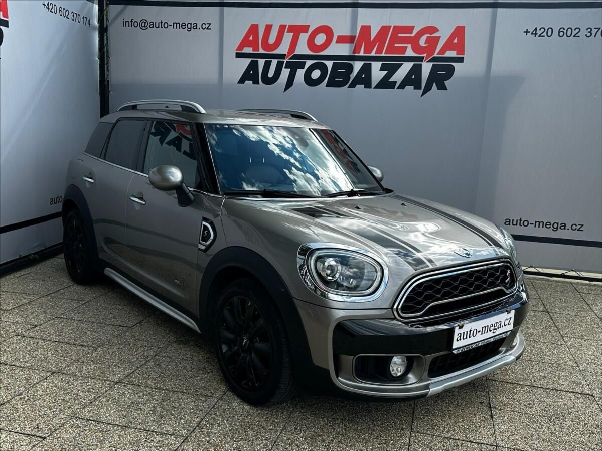Mini Countryman, 2,0 SD 140kW- automat- CZ - fotka 3