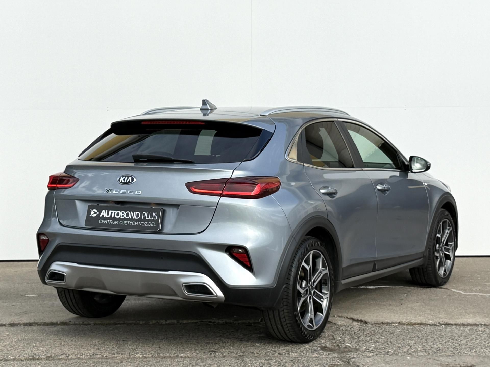 Kia XCee´d, 1.5 T-GDI 7DCT 117kW TOP - fotka 2