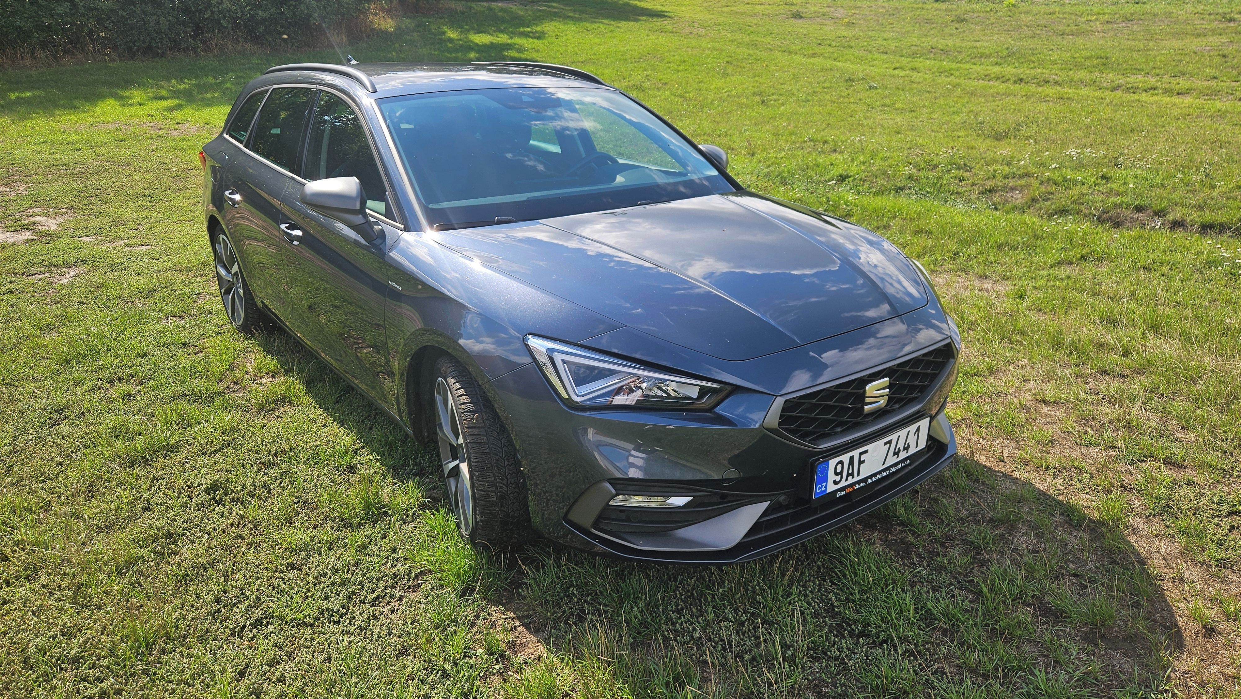 Seat Leon, 1.5 TSI FR - Servisováno - fotka 2