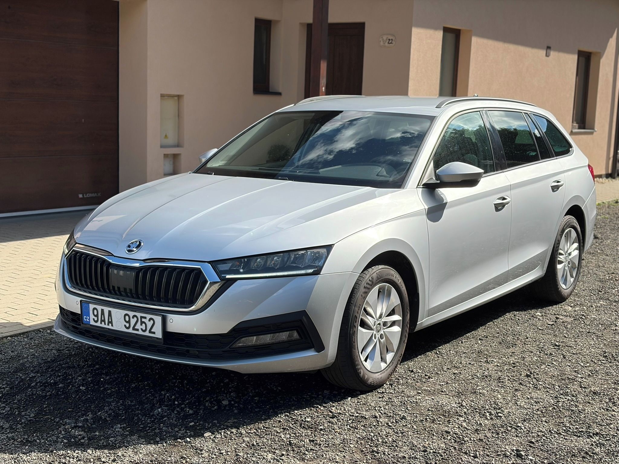 Škoda Octavia, kombi 2.0TDI. Rv22. 117 tiskm
