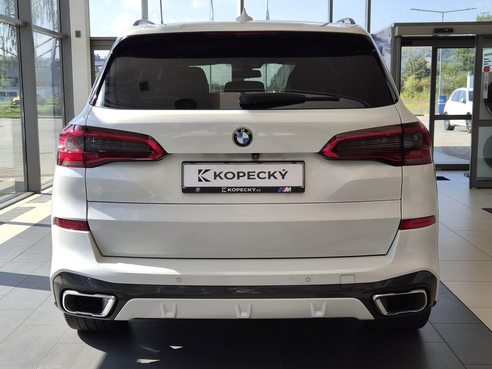 BMW X5, xDrive40i - fotka 6