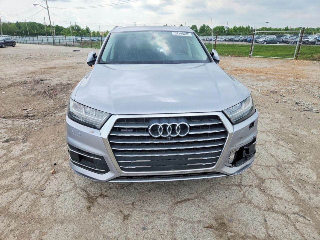 Audi Q5, Auto na cestě - fotka 5