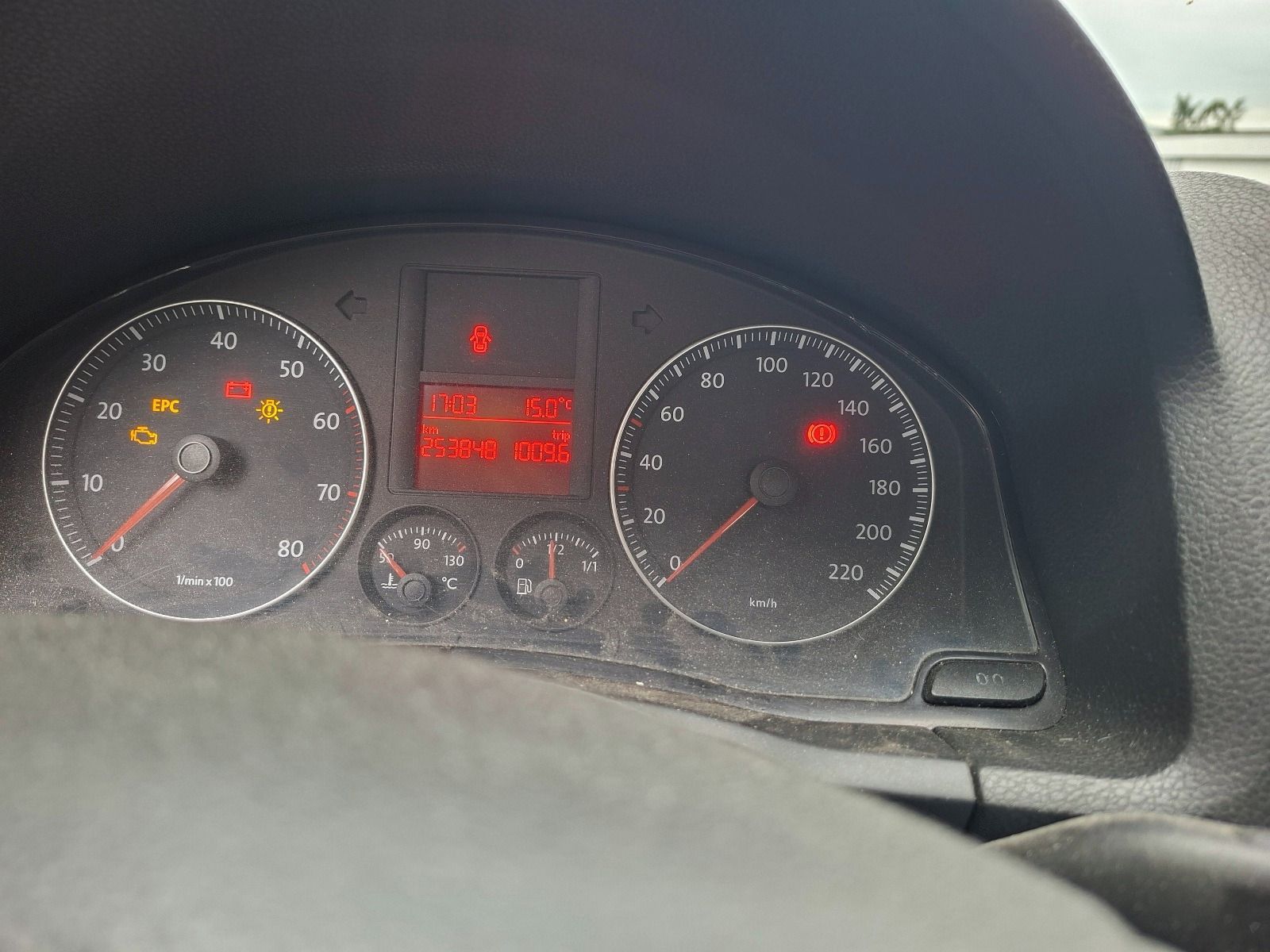 Volkswagen Golf, 1.4i benzin - fotka 5