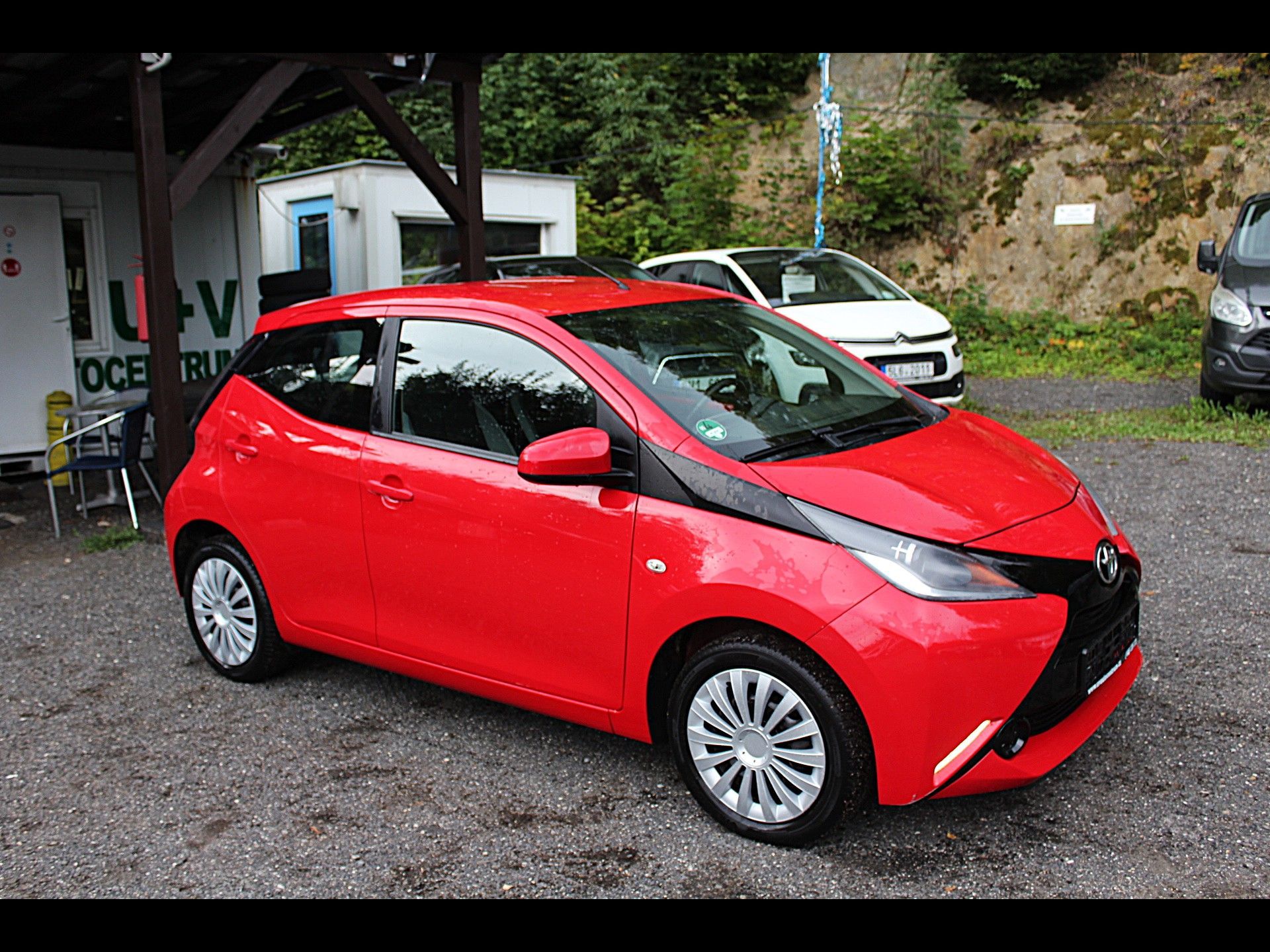 Toyota Aygo, 1.0i 51 kW klima - fotka 4