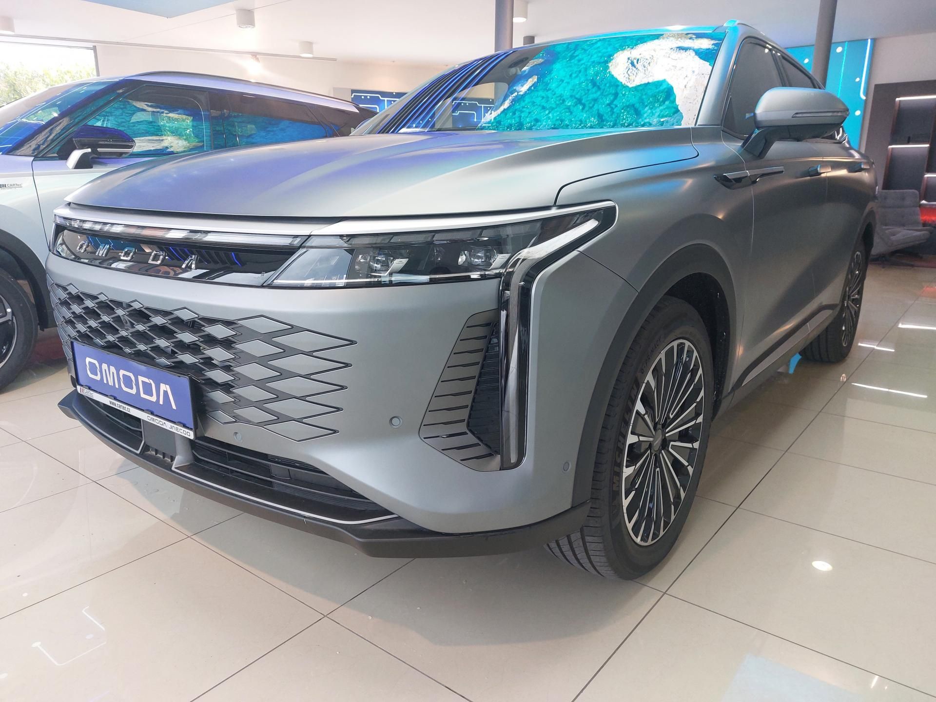 Omoda 9, SHS PREMIUM