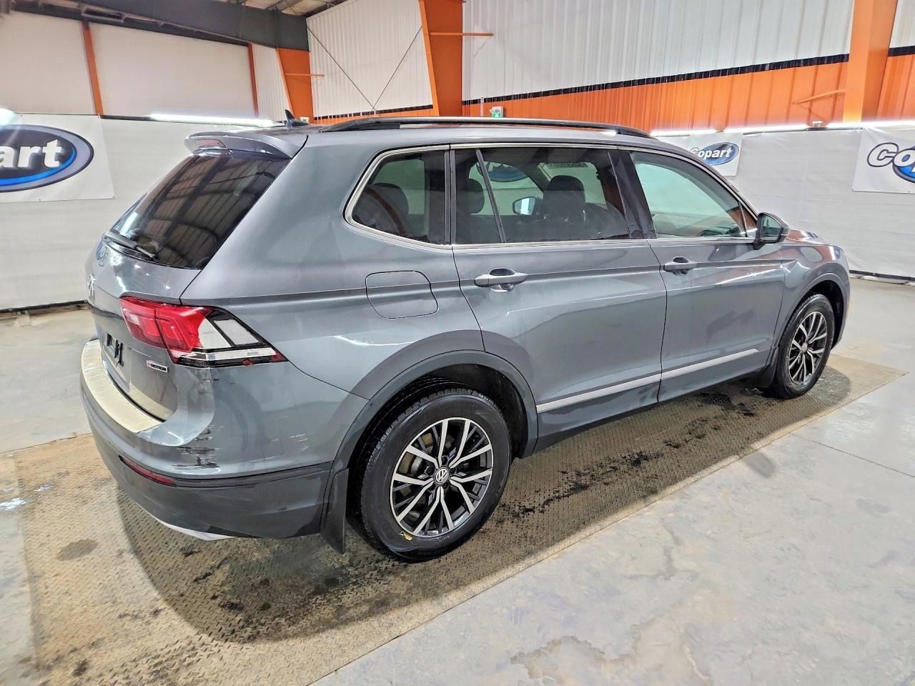 Volkswagen Tiguan, Auto na cestě - fotka 4