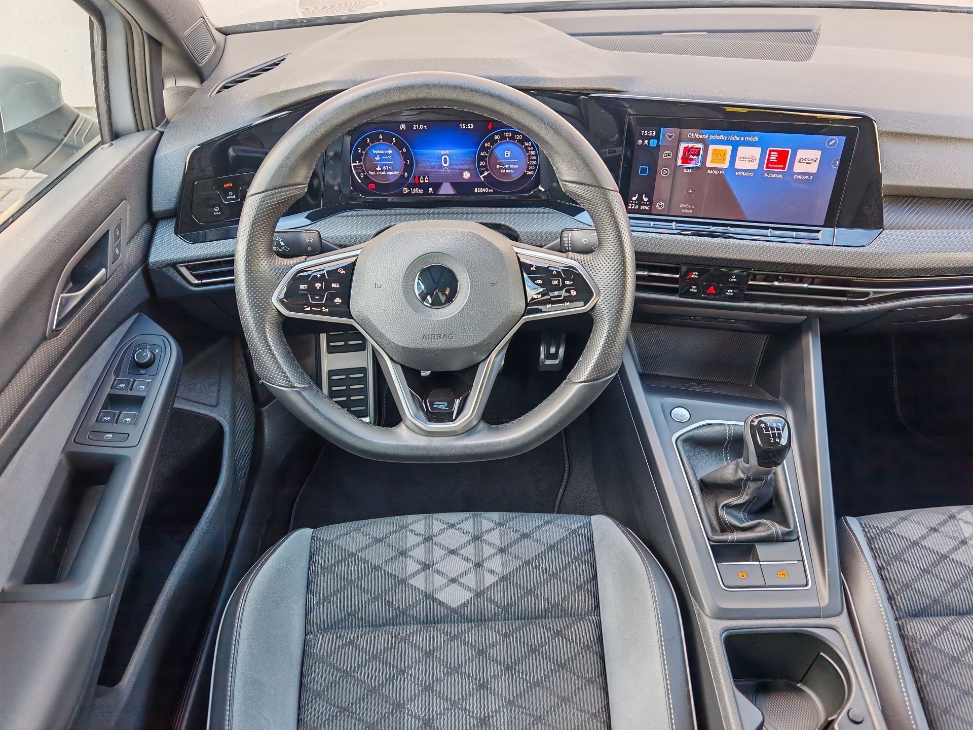 Volkswagen Golf, 1.5TSi 110kW R-LINE - fotka 5