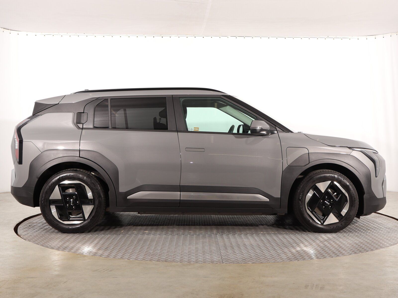 Kia EV3, Standard Range, Earth, Záruka - fotka 6