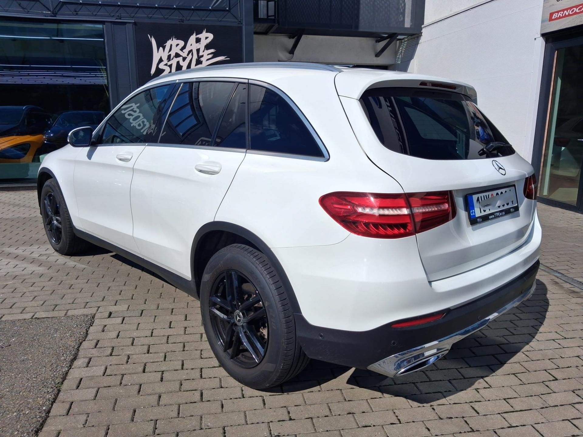 Mercedes-Benz GLC, 220D 4Matic Exclusive, ČR - fotka 3
