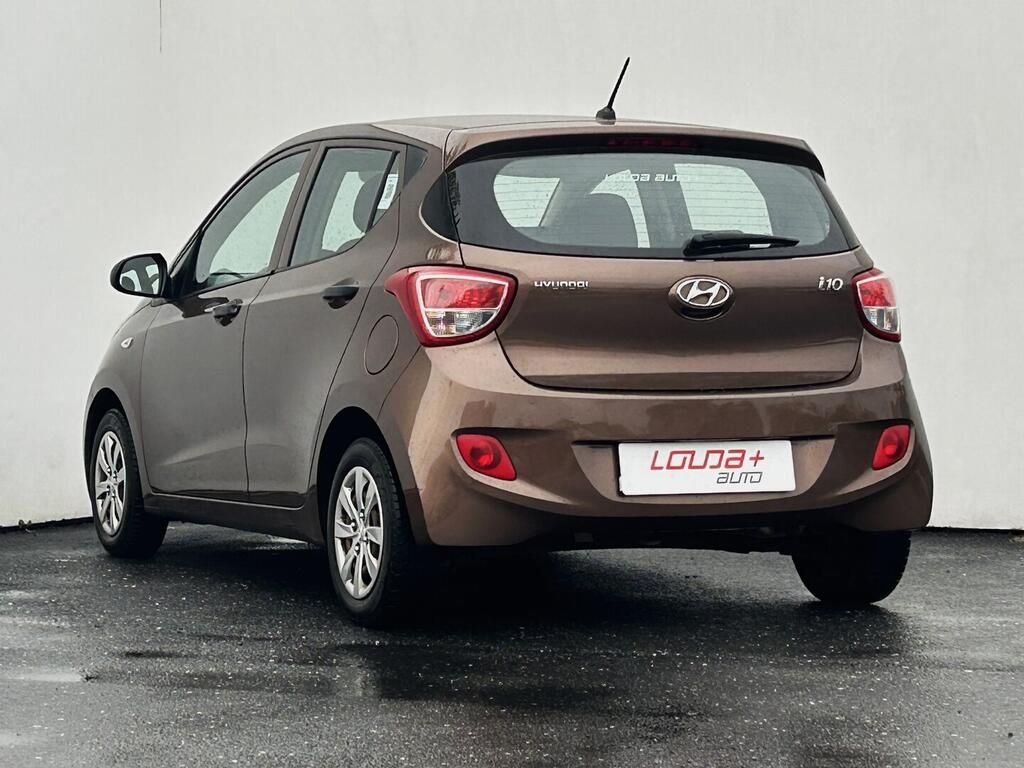 Hyundai i10, Family + 1.0 MPI 49 kW - fotka 6