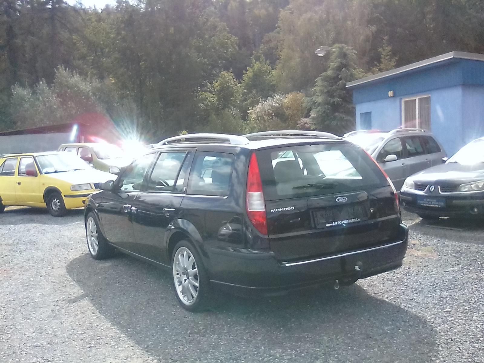Ford Mondeo, 1.8i 16V Ghia , závěs - fotka 6