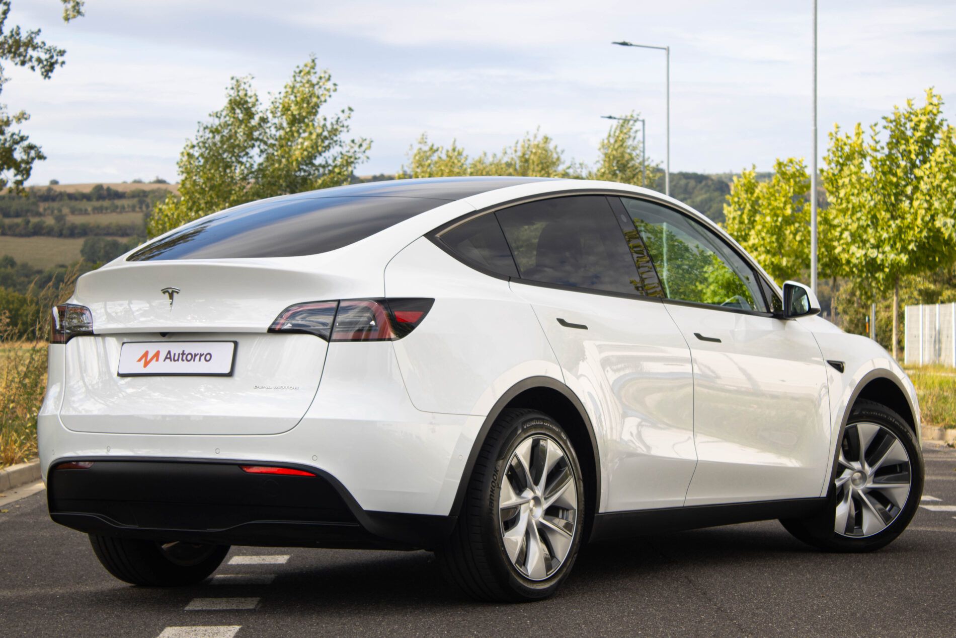 Tesla Model Y - fotka 3